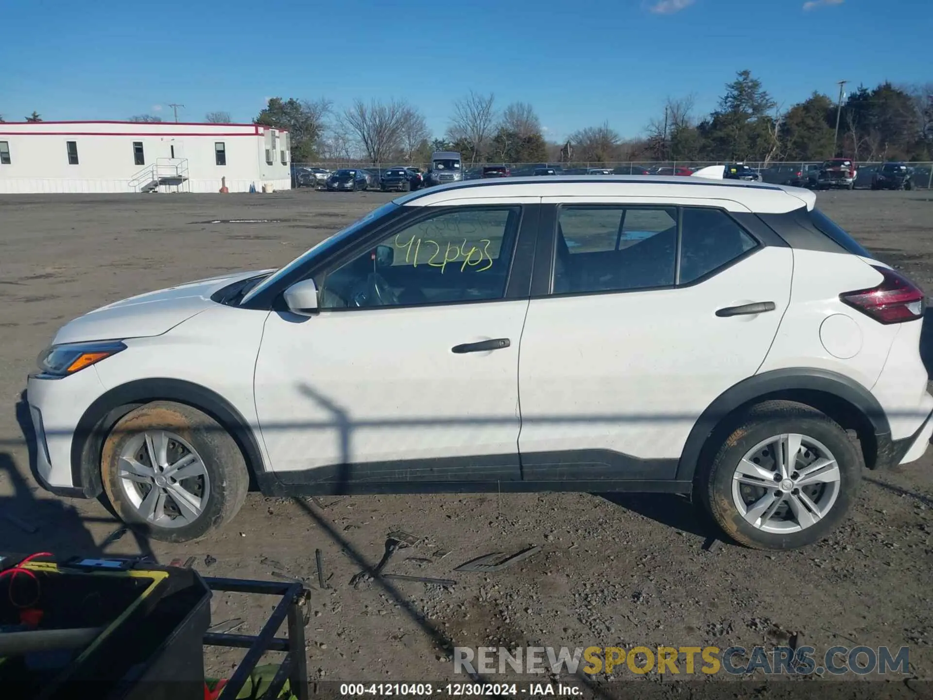 15 Photograph of a damaged car 3N1CP5BV7NL493025 NISSAN KICKS 2022