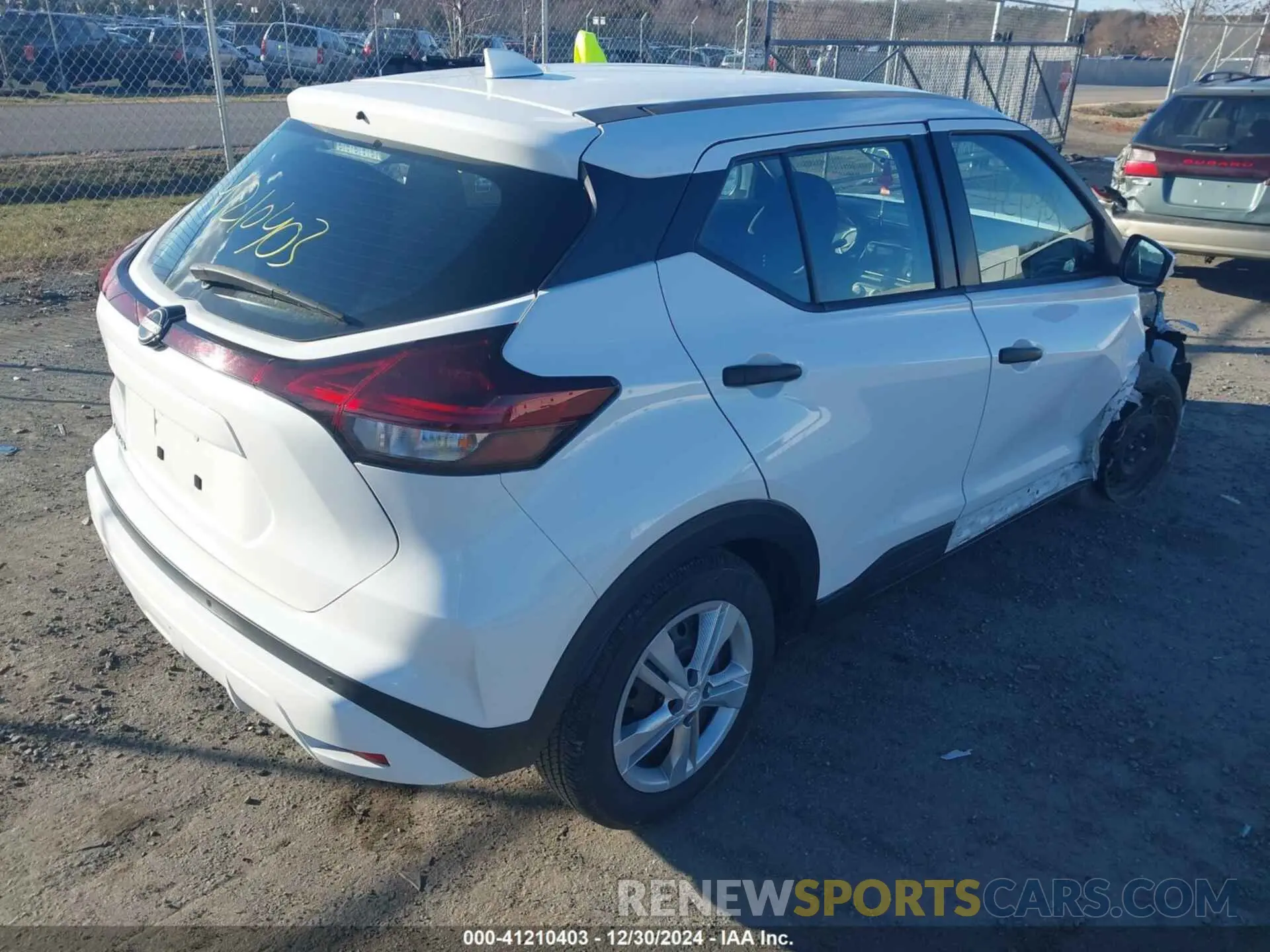4 Photograph of a damaged car 3N1CP5BV7NL493025 NISSAN KICKS 2022