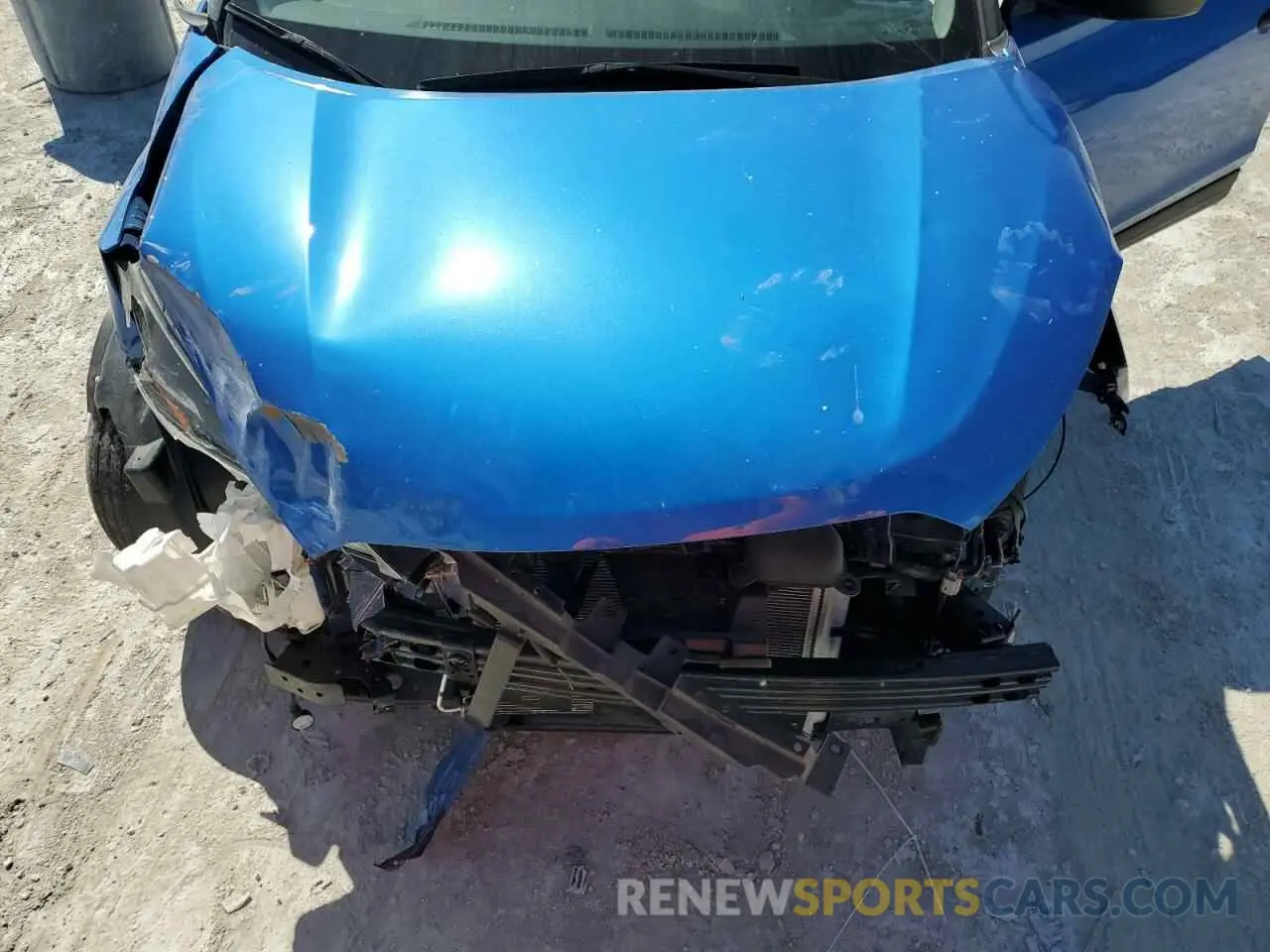 12 Photograph of a damaged car 3N1CP5BV7NL497270 NISSAN KICKS 2022