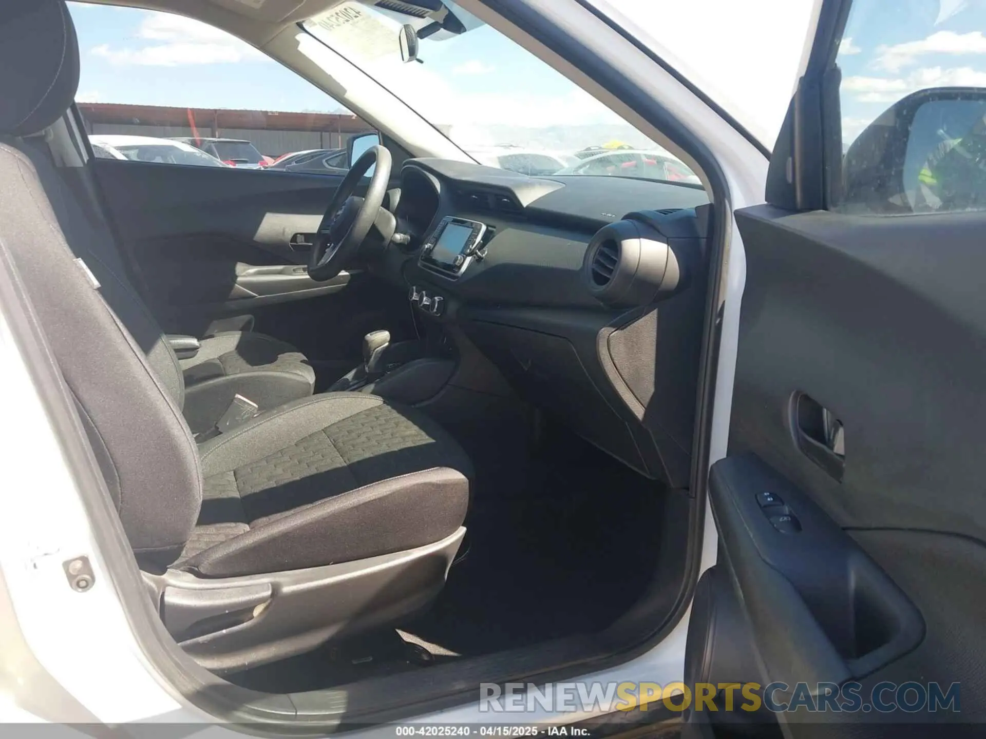 5 Photograph of a damaged car 3N1CP5BV7NL511927 NISSAN KICKS 2022