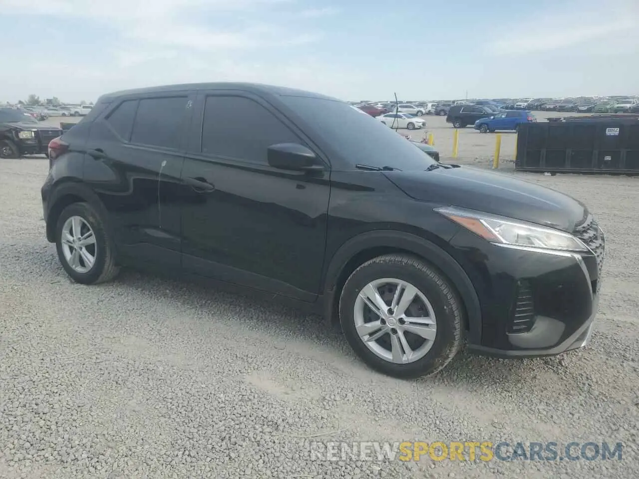 4 Photograph of a damaged car 3N1CP5BV7NL527397 NISSAN KICKS 2022
