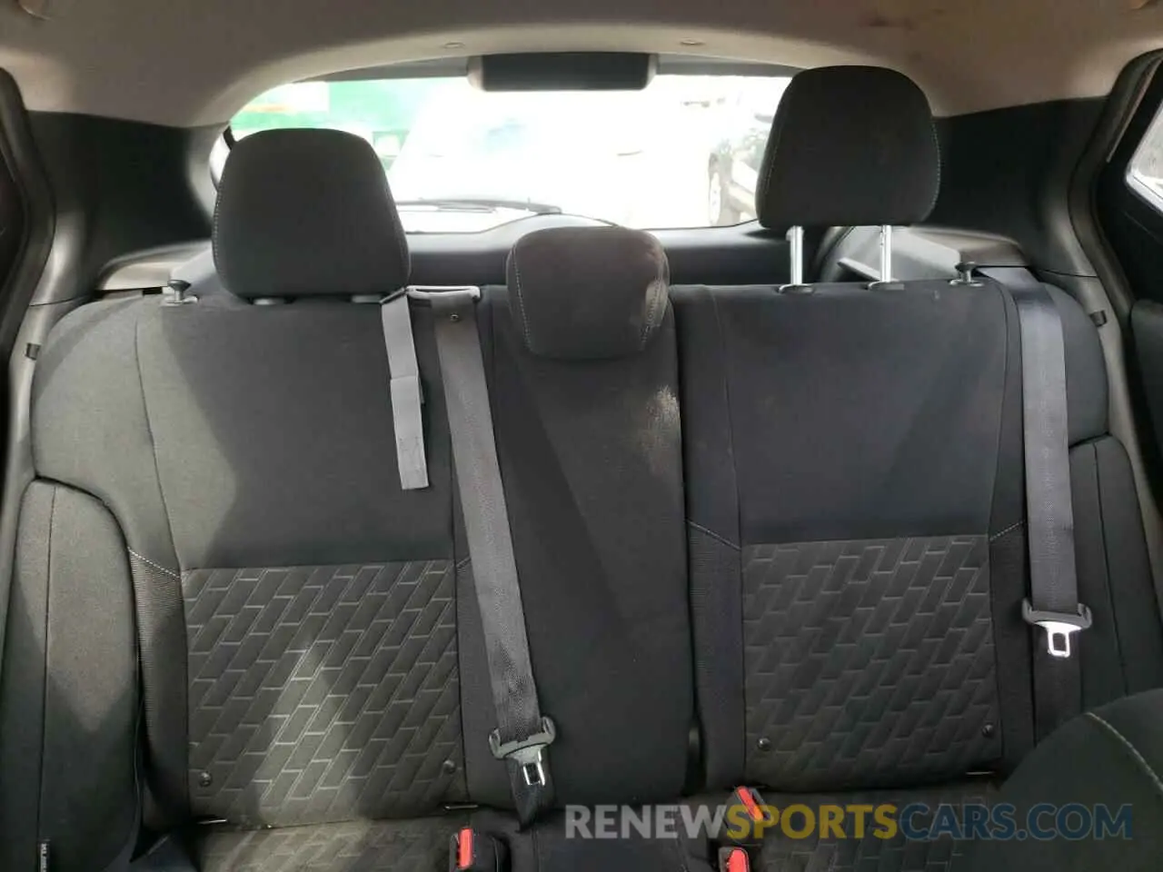 10 Photograph of a damaged car 3N1CP5BV7NL527898 NISSAN KICKS 2022