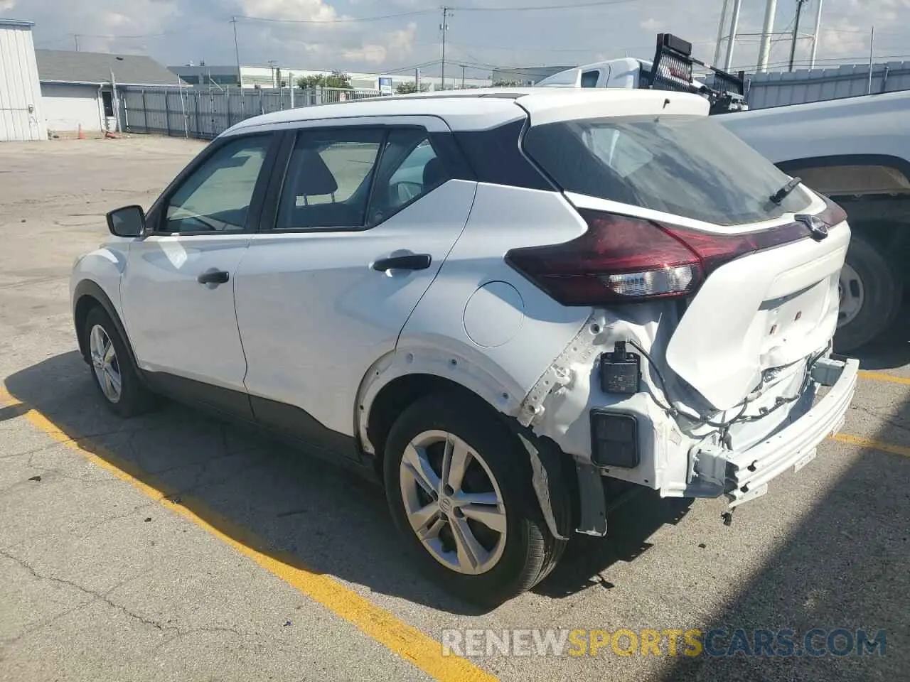2 Photograph of a damaged car 3N1CP5BV7NL527898 NISSAN KICKS 2022