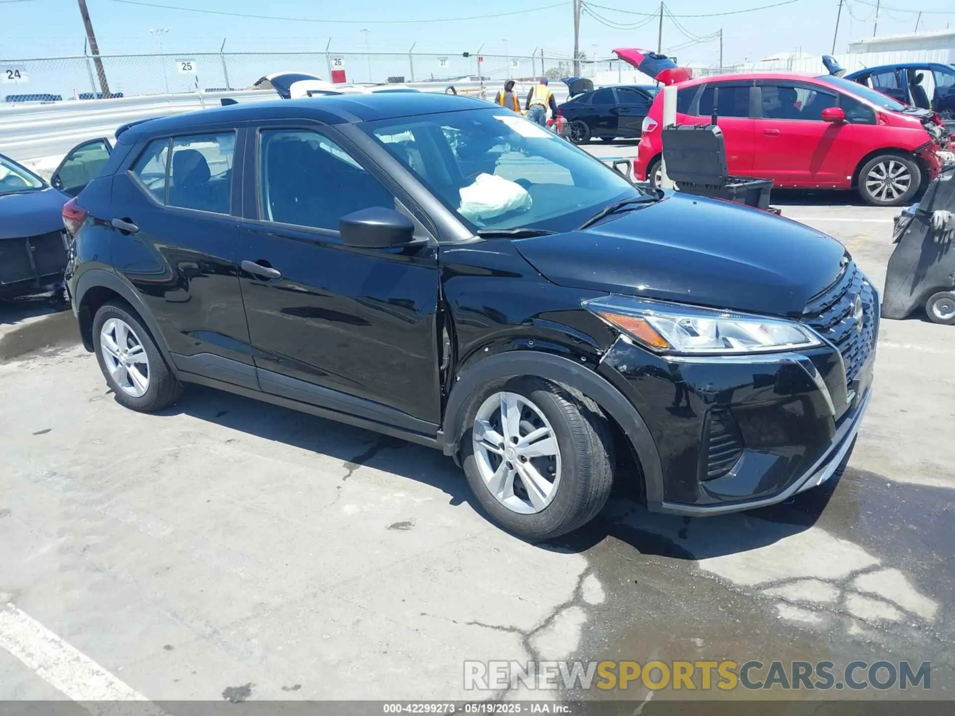 1 Photograph of a damaged car 3N1CP5BV7NL531367 NISSAN KICKS 2022