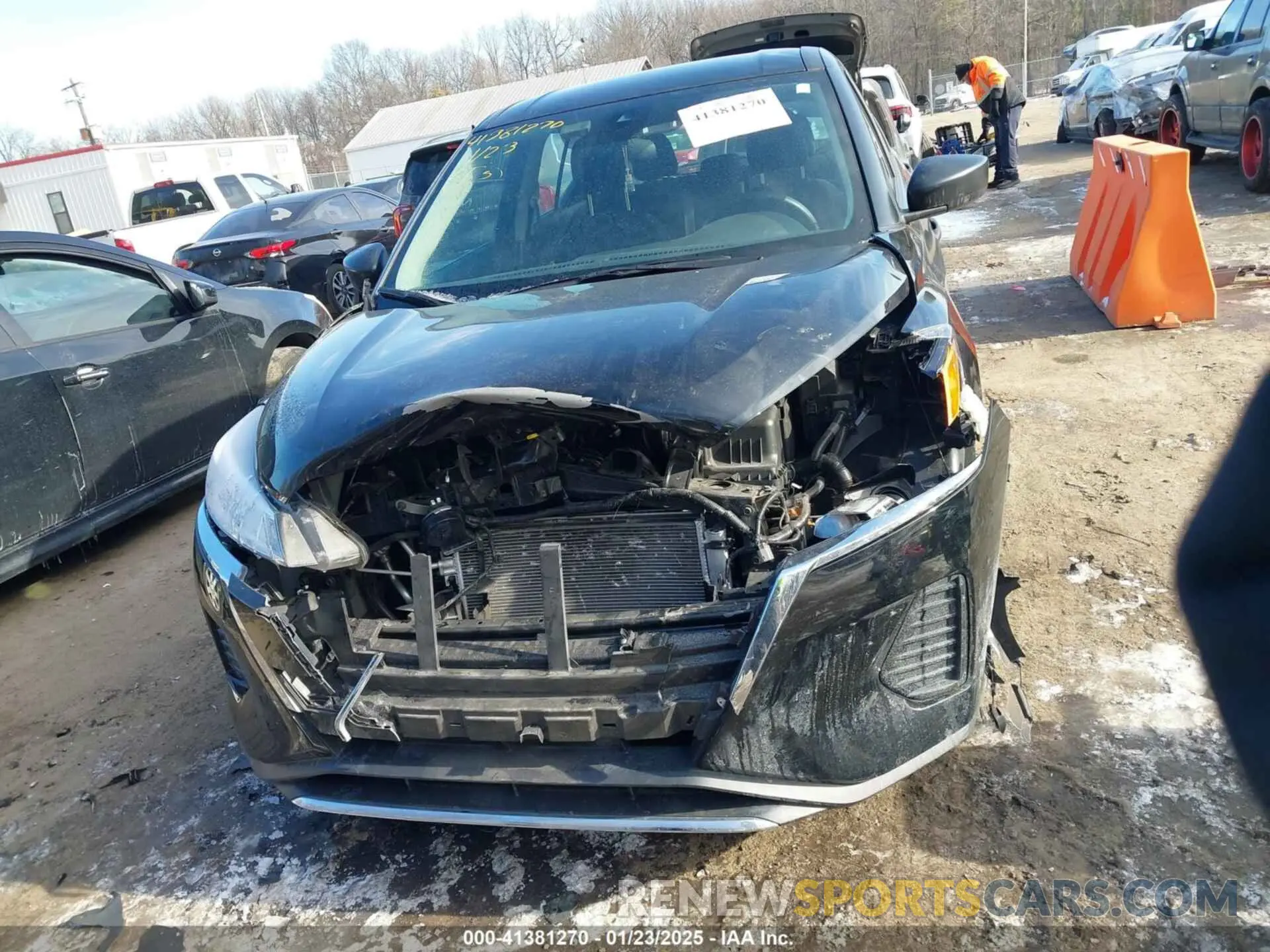 12 Photograph of a damaged car 3N1CP5BV8NL478047 NISSAN KICKS 2022