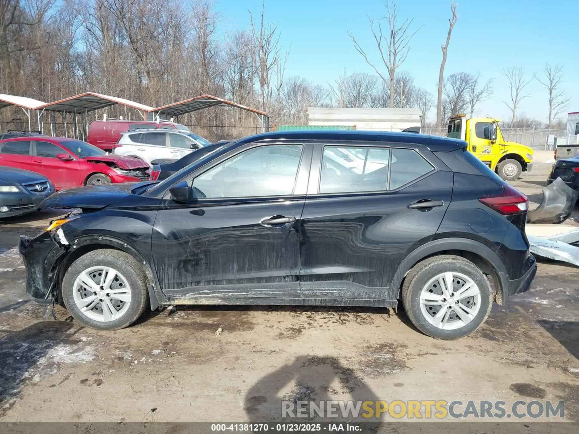 14 Photograph of a damaged car 3N1CP5BV8NL478047 NISSAN KICKS 2022