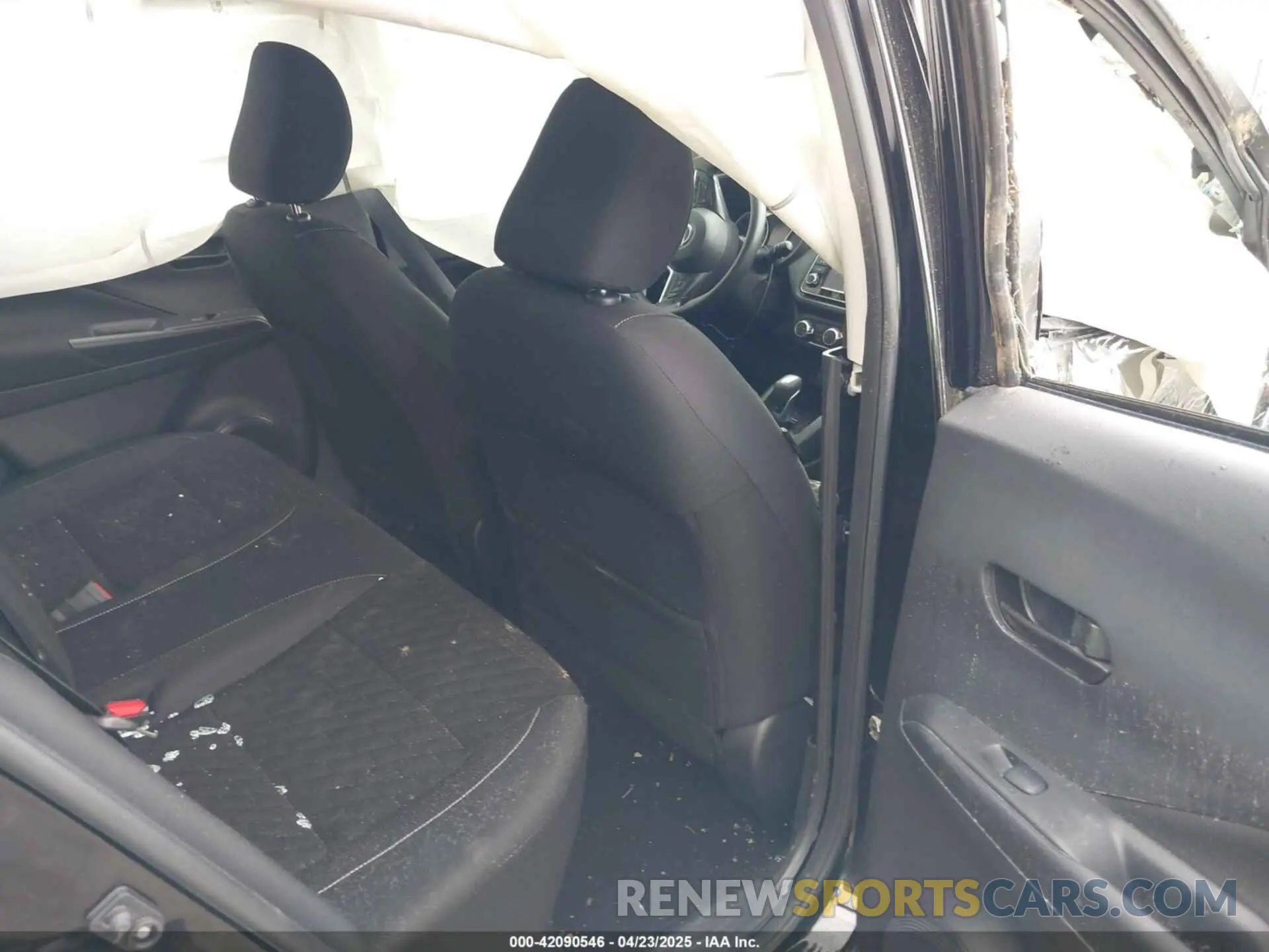 8 Photograph of a damaged car 3N1CP5BV8NL520412 NISSAN KICKS 2022
