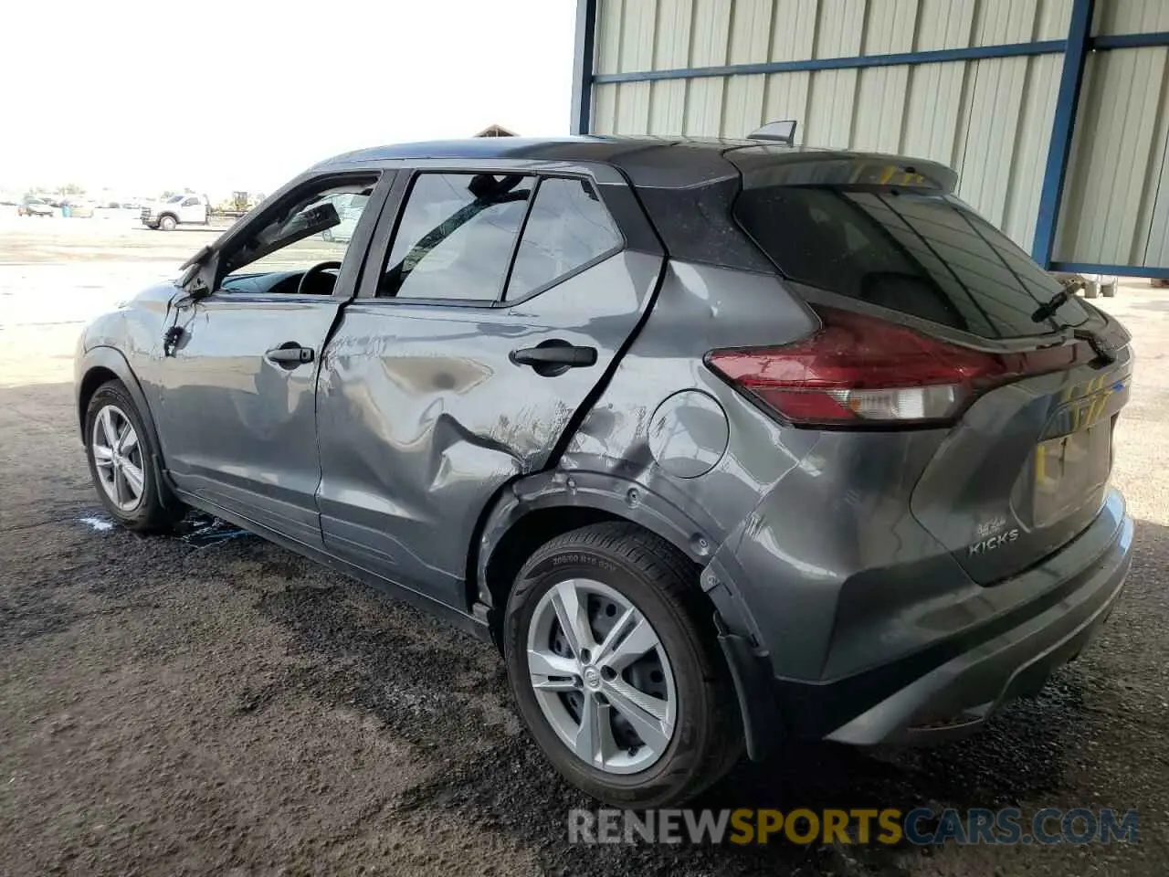 2 Photograph of a damaged car 3N1CP5BV9NL485184 NISSAN KICKS 2022
