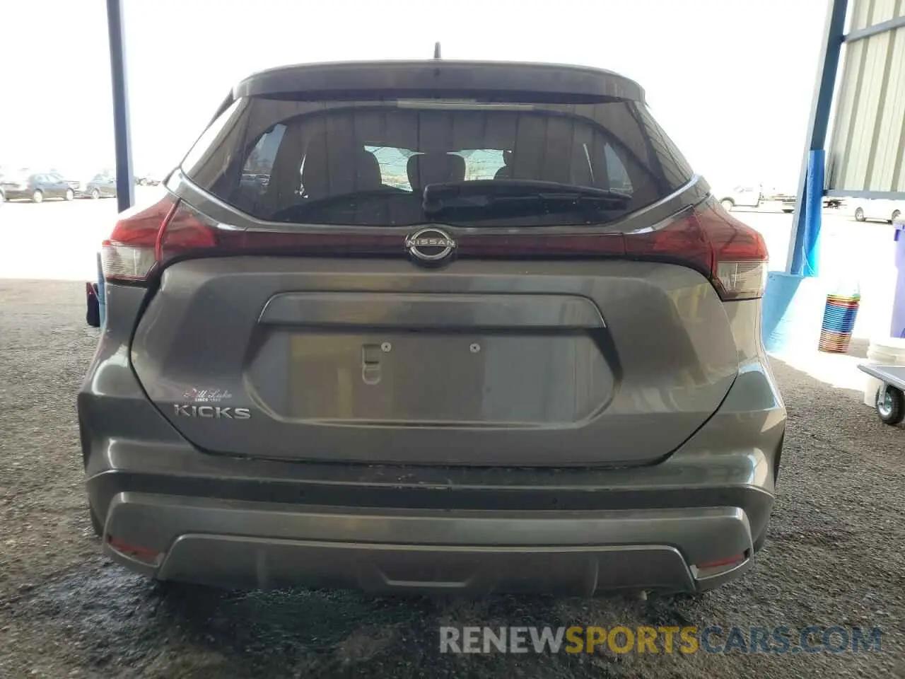 6 Photograph of a damaged car 3N1CP5BV9NL485184 NISSAN KICKS 2022