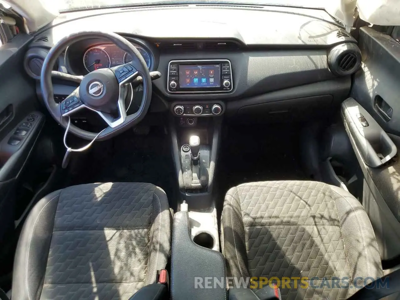 8 Photograph of a damaged car 3N1CP5BV9NL485184 NISSAN KICKS 2022