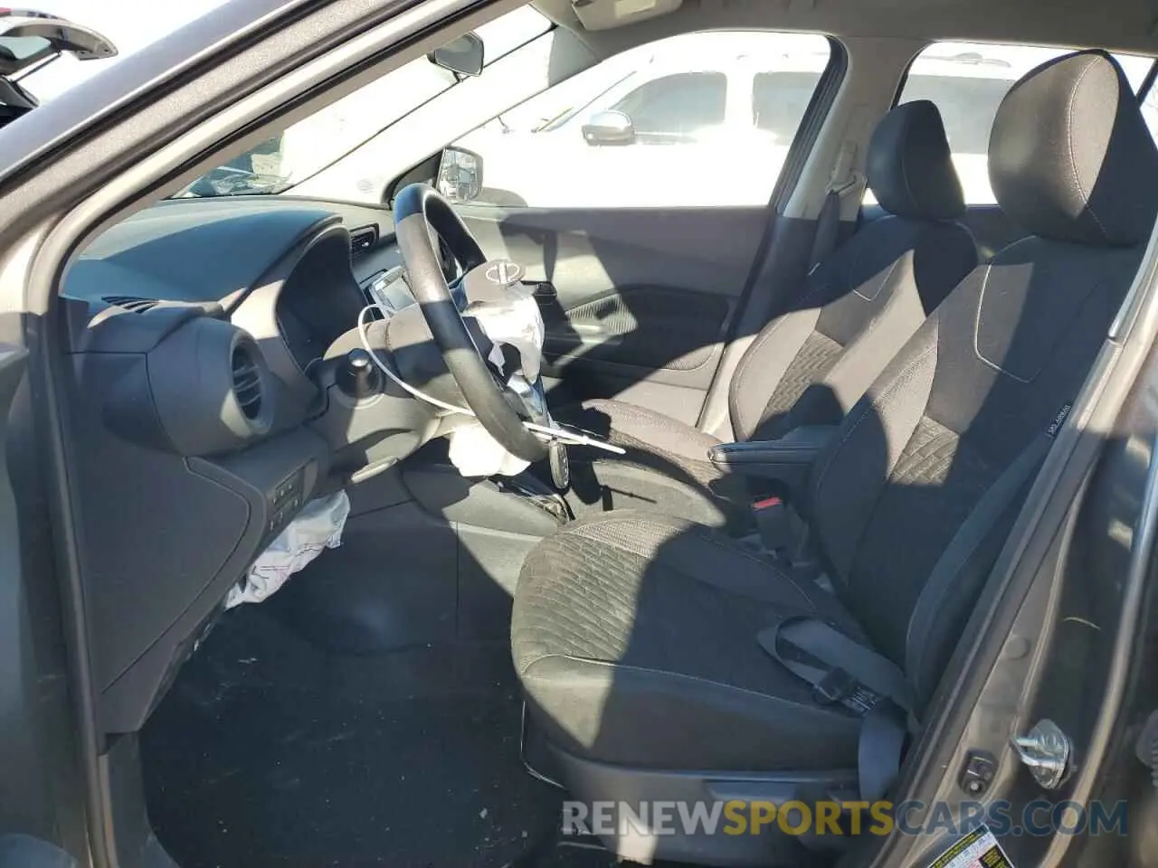 7 Photograph of a damaged car 3N1CP5BV9NL487971 NISSAN KICKS 2022