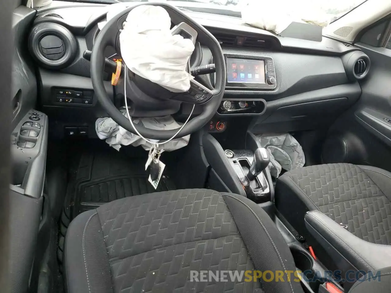 8 Photograph of a damaged car 3N1CP5BV9NL497299 NISSAN KICKS 2022