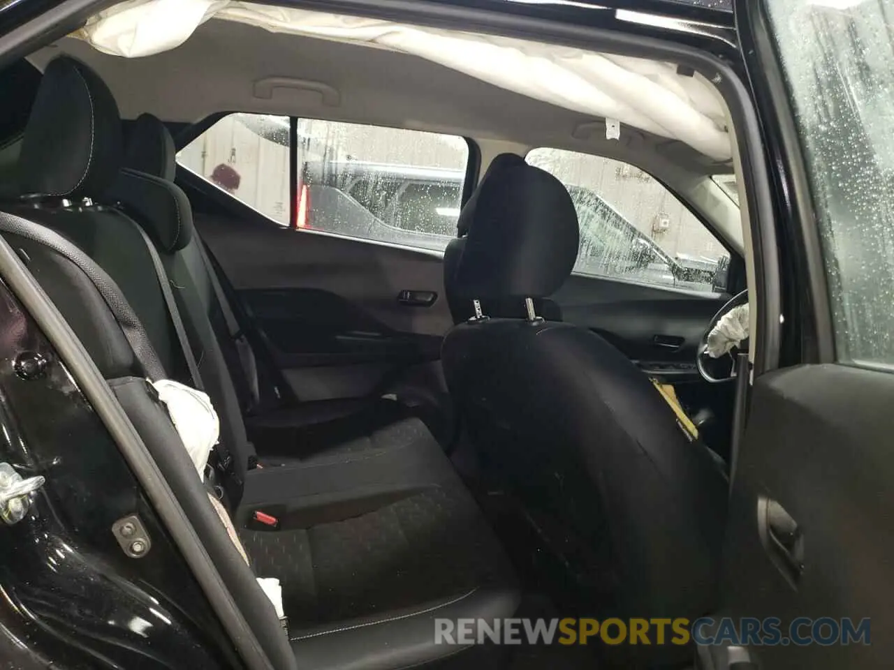 10 Photograph of a damaged car 3N1CP5BV9NL521875 NISSAN KICKS 2022