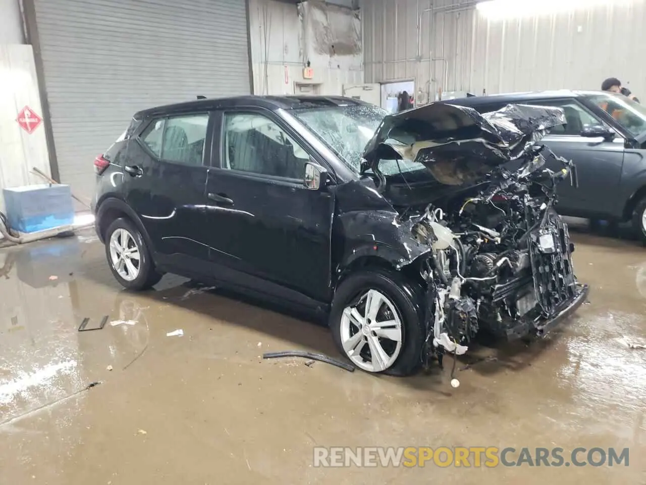 4 Photograph of a damaged car 3N1CP5BV9NL521875 NISSAN KICKS 2022