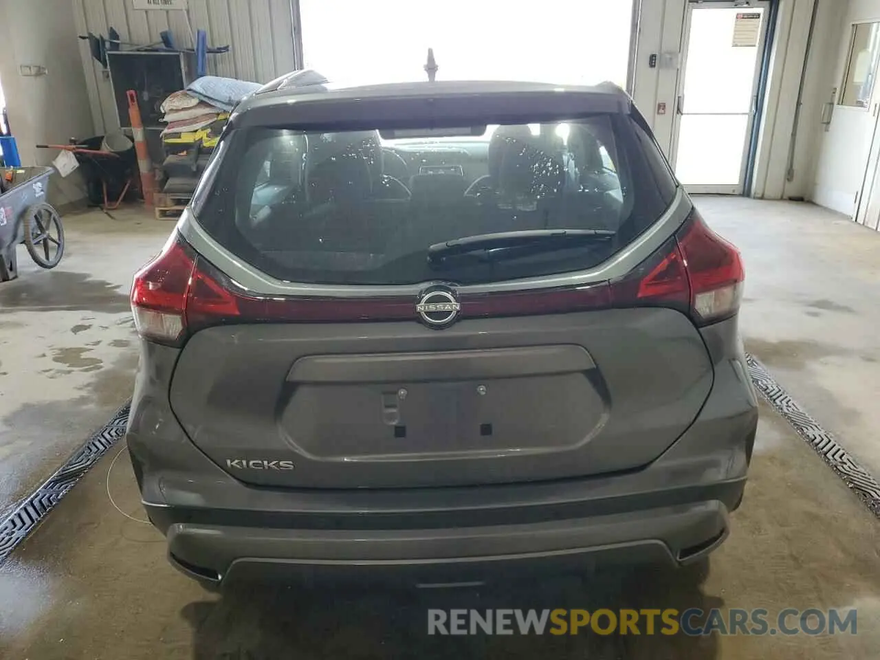 6 Photograph of a damaged car 3N1CP5BVXNL493178 NISSAN KICKS 2022