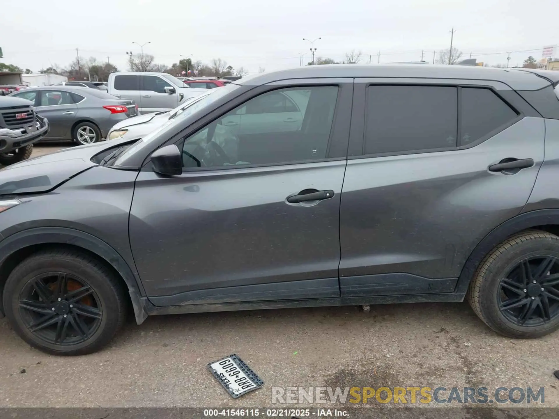 13 Photograph of a damaged car 3N1CP5BVXNL497389 NISSAN KICKS 2022