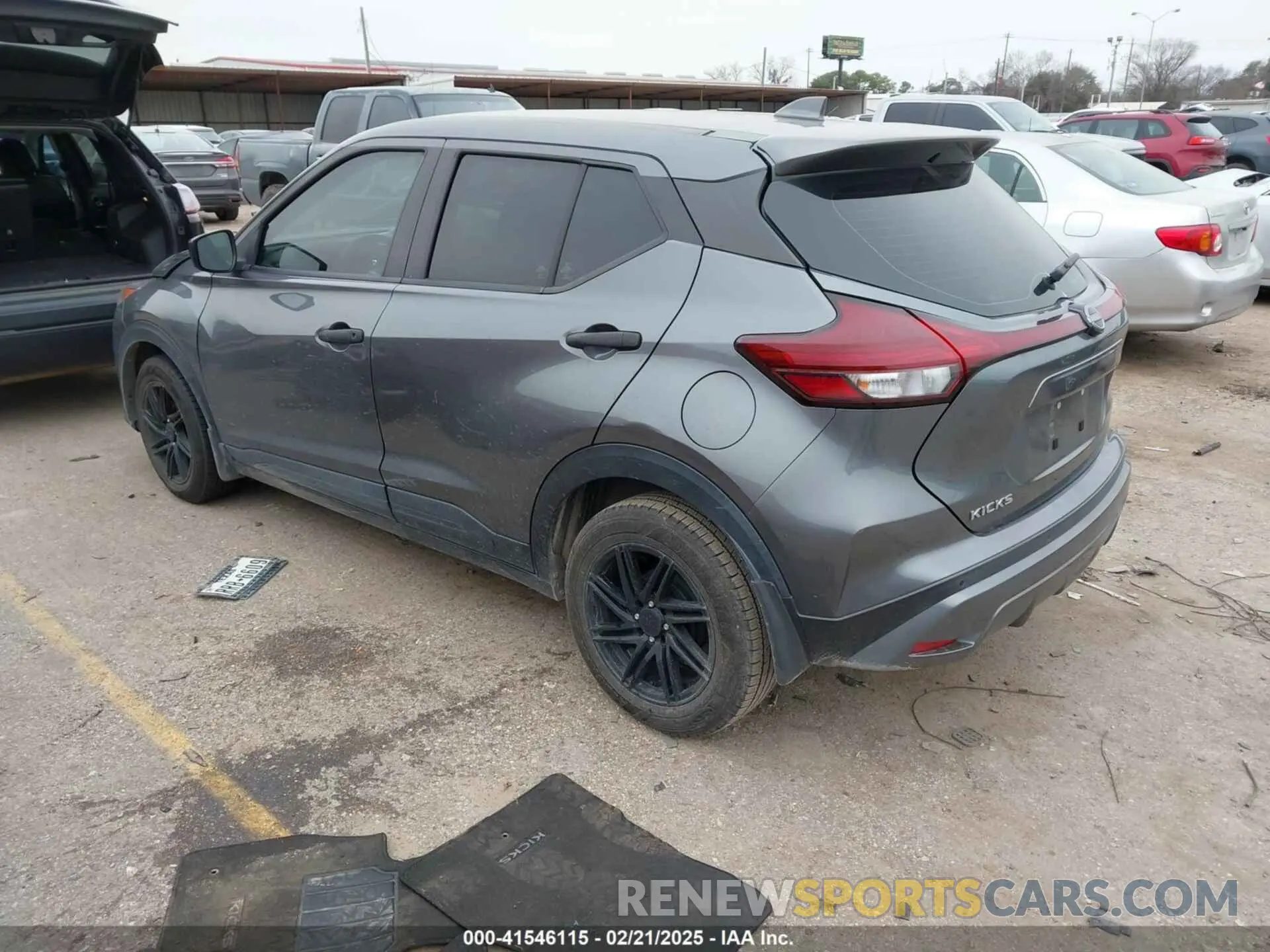 3 Photograph of a damaged car 3N1CP5BVXNL497389 NISSAN KICKS 2022