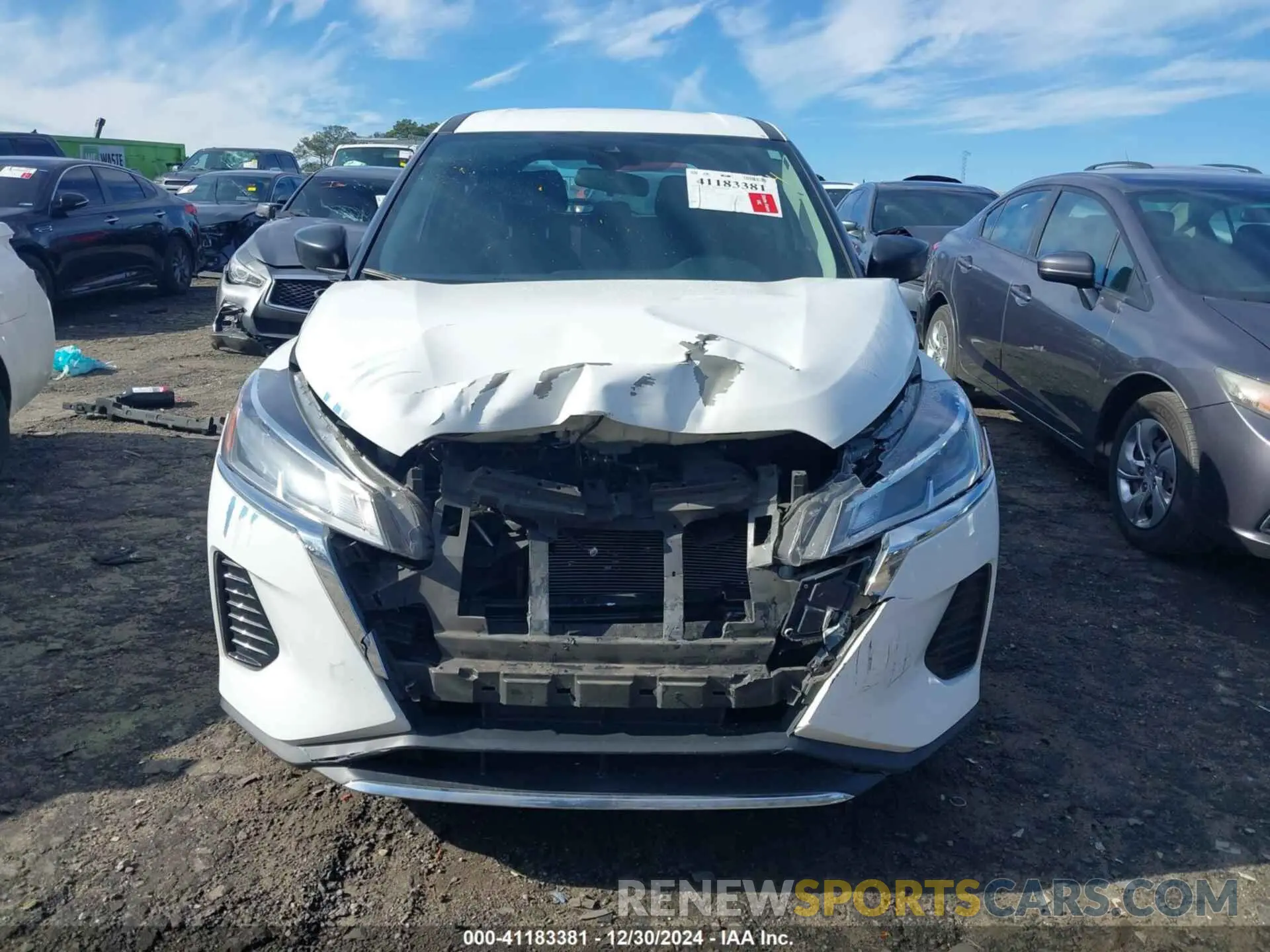 11 Photograph of a damaged car 3N1CP5BVXNL503367 NISSAN KICKS 2022