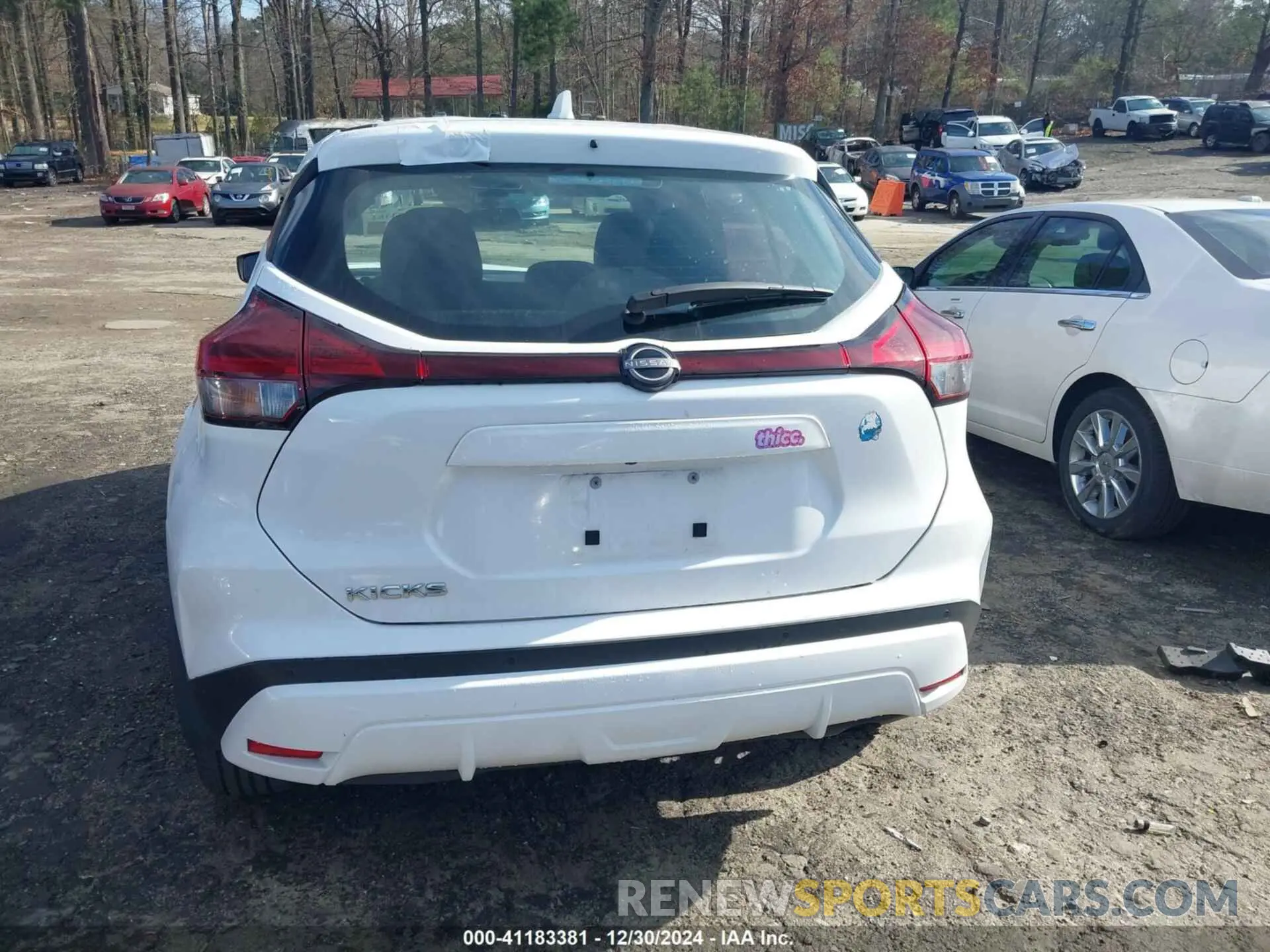 15 Photograph of a damaged car 3N1CP5BVXNL503367 NISSAN KICKS 2022