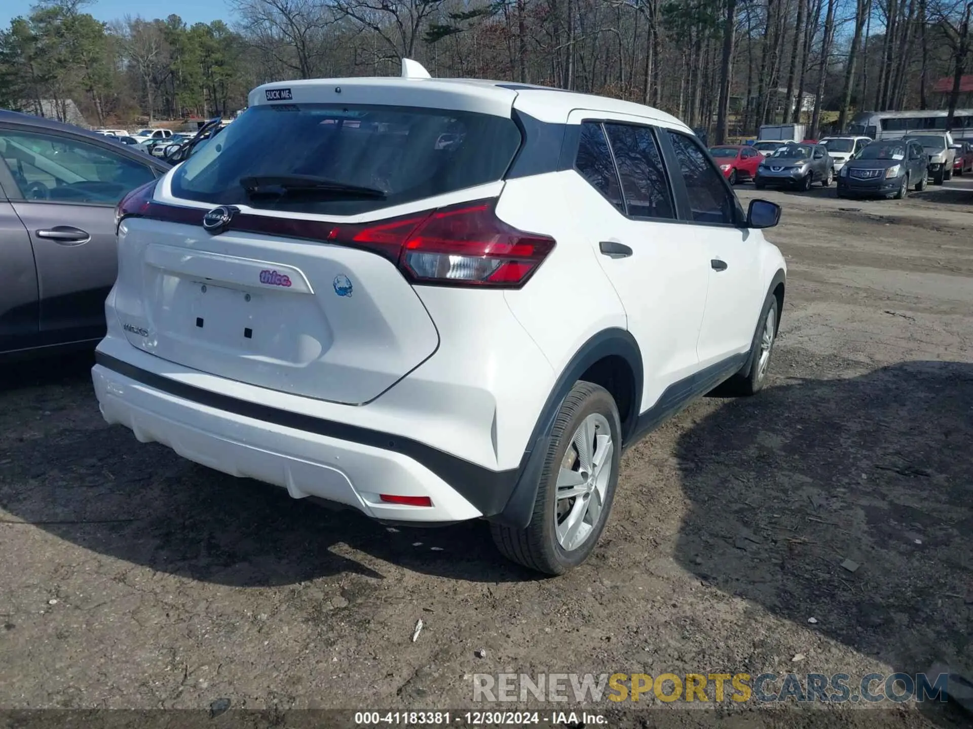 4 Photograph of a damaged car 3N1CP5BVXNL503367 NISSAN KICKS 2022