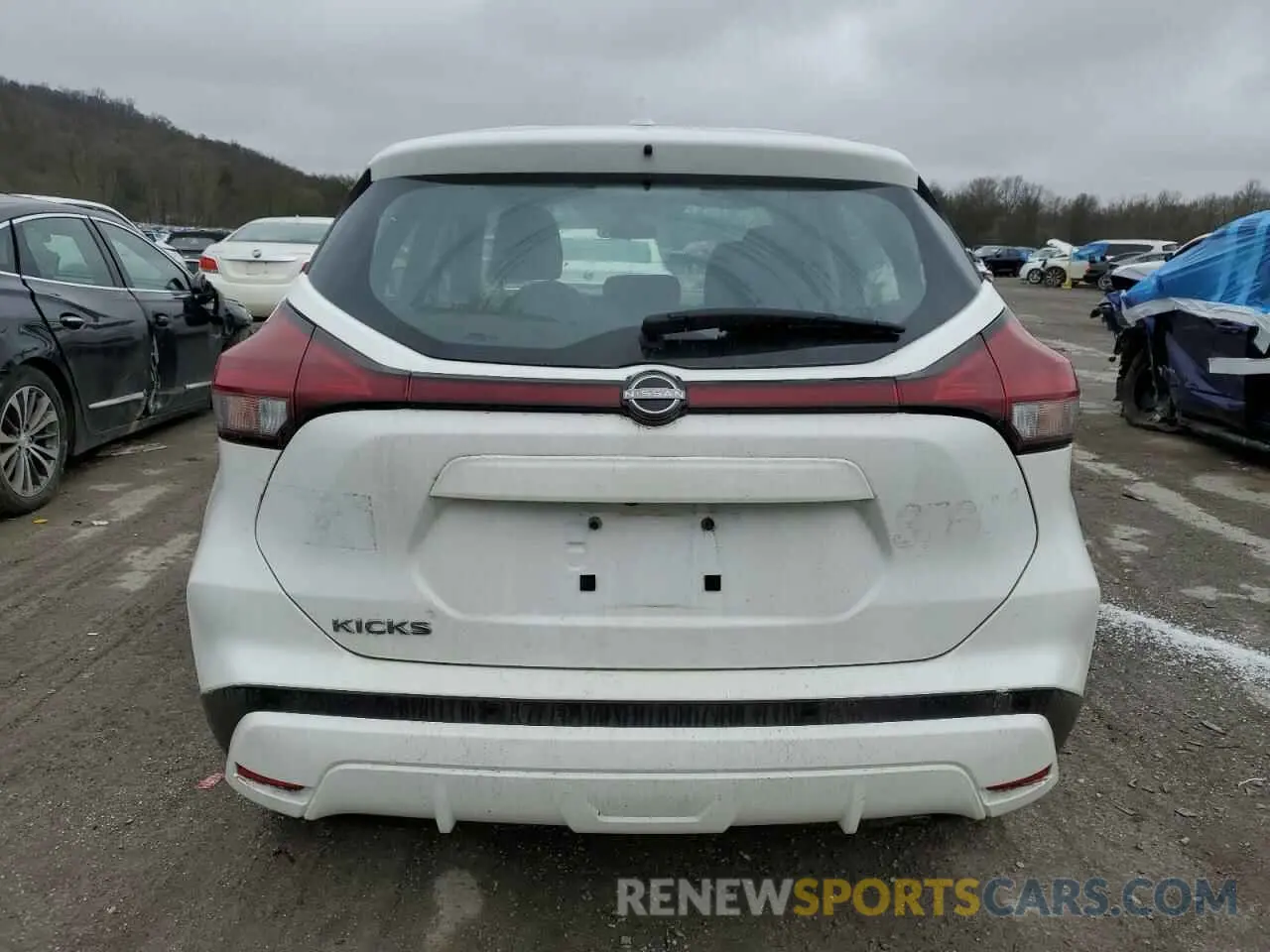 6 Photograph of a damaged car 3N1CP5BVXNL527040 NISSAN KICKS 2022