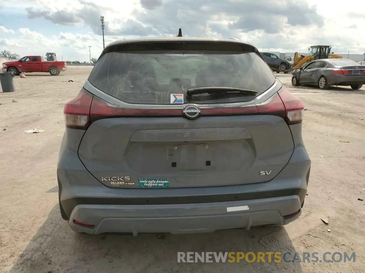 6 Photograph of a damaged car 3N1CP5CV1NL481791 NISSAN KICKS 2022