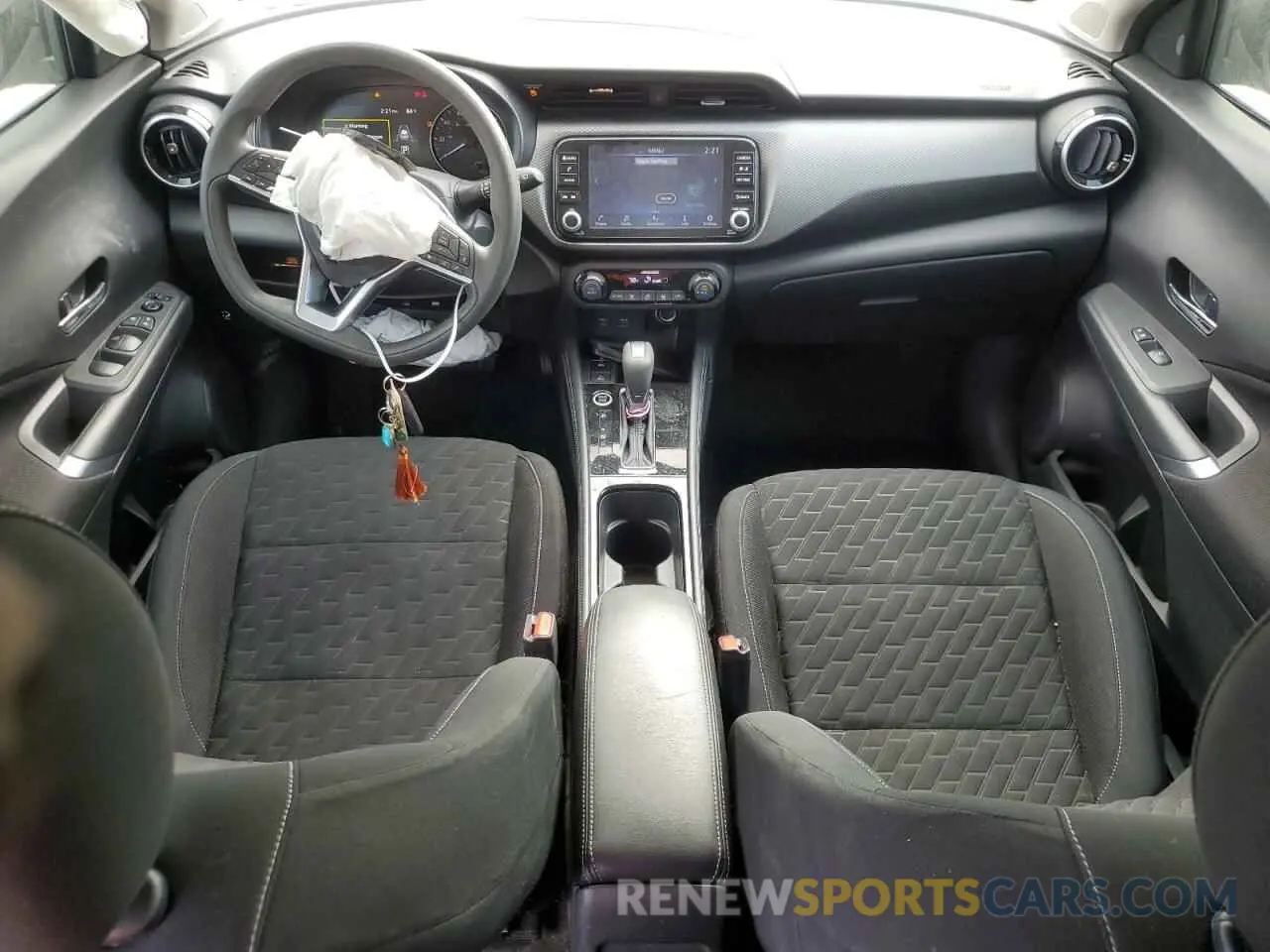 8 Photograph of a damaged car 3N1CP5CV1NL481791 NISSAN KICKS 2022