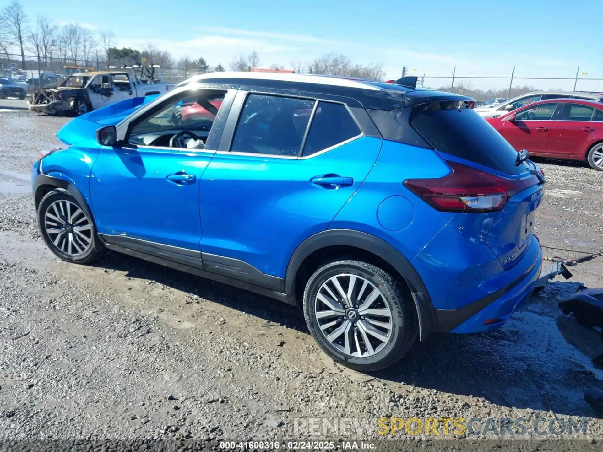 3 Photograph of a damaged car 3N1CP5CV1NL510786 NISSAN KICKS 2022
