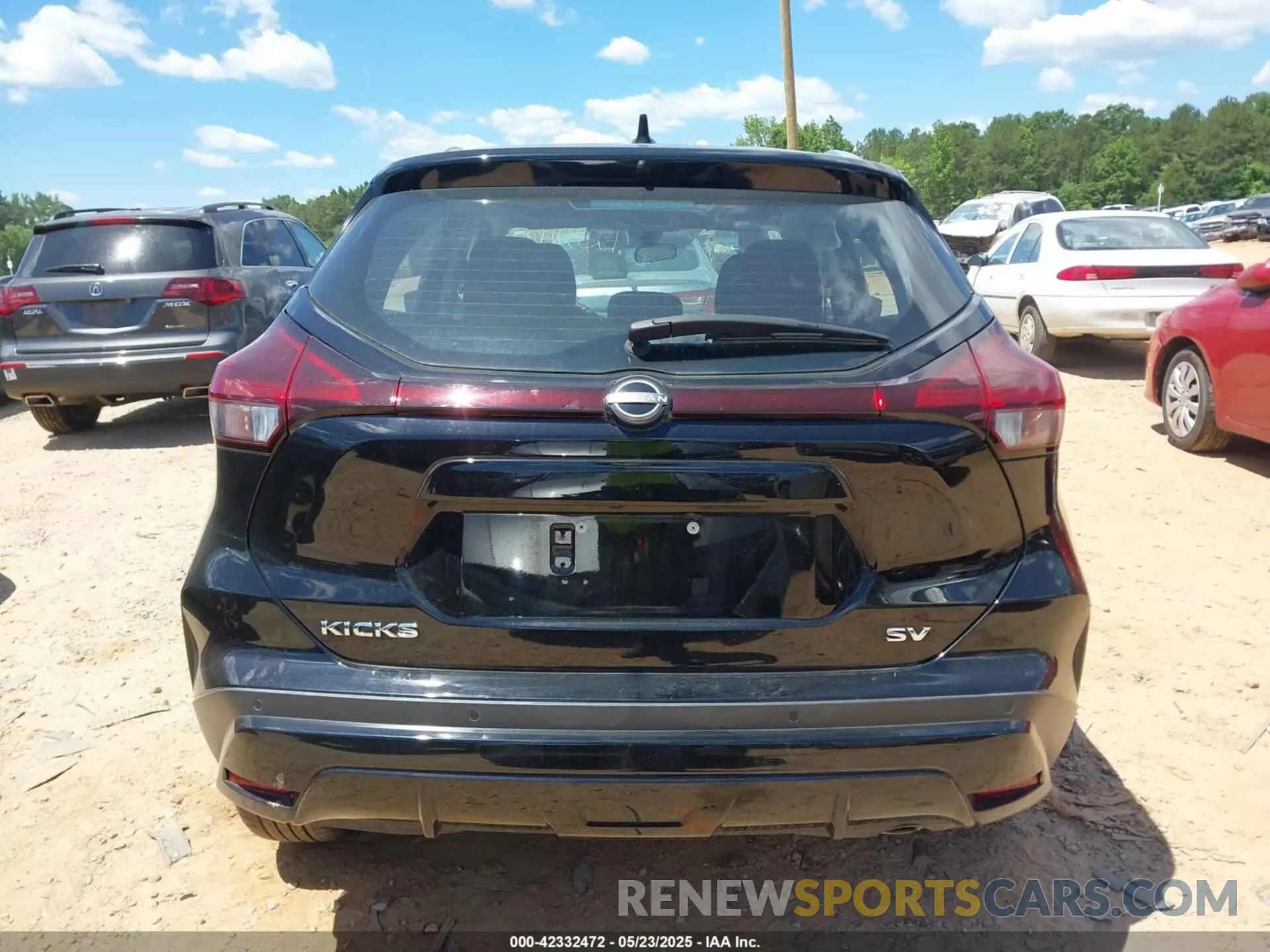 15 Photograph of a damaged car 3N1CP5CV1NL523120 NISSAN KICKS 2022