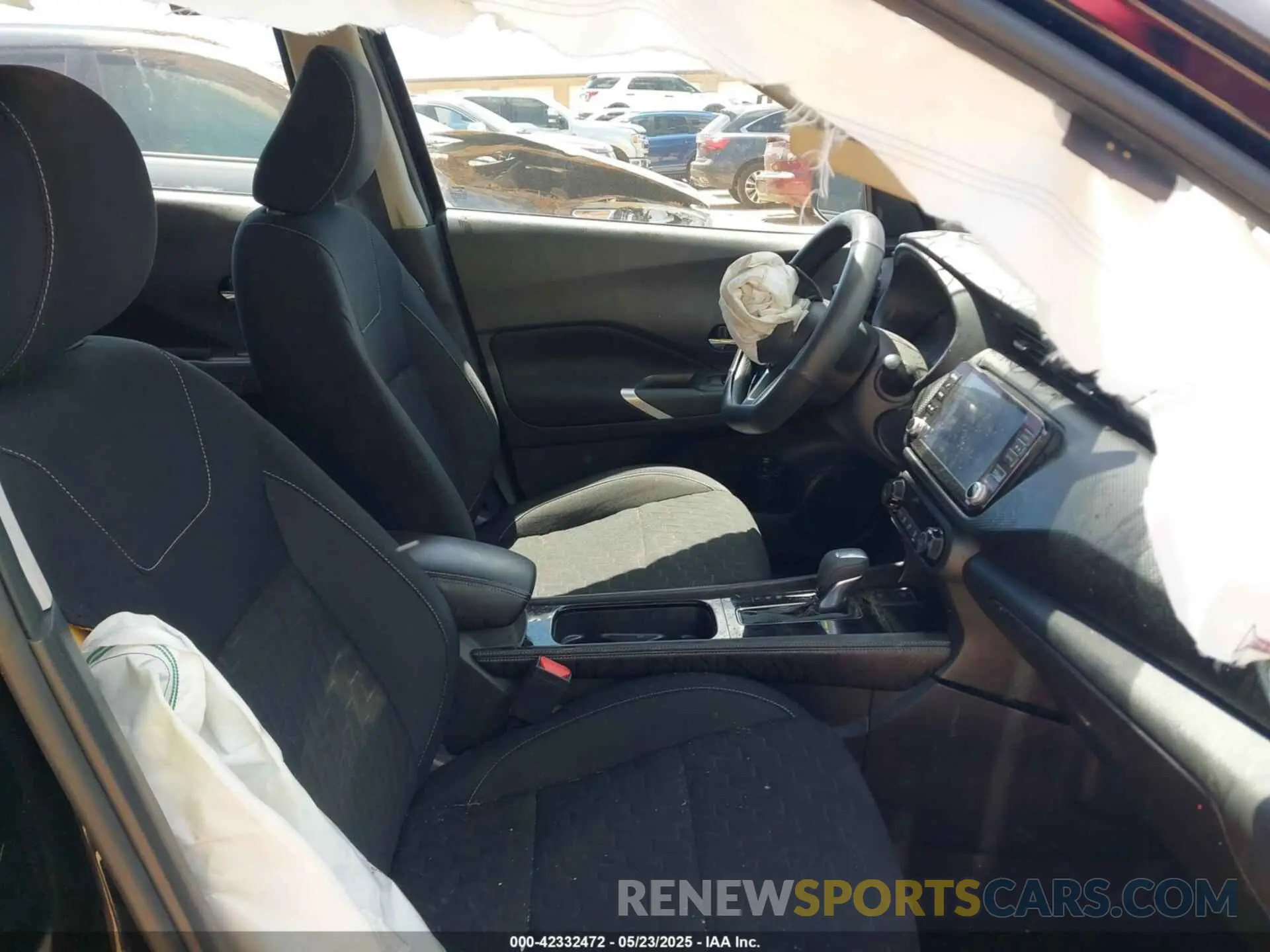 5 Photograph of a damaged car 3N1CP5CV1NL523120 NISSAN KICKS 2022