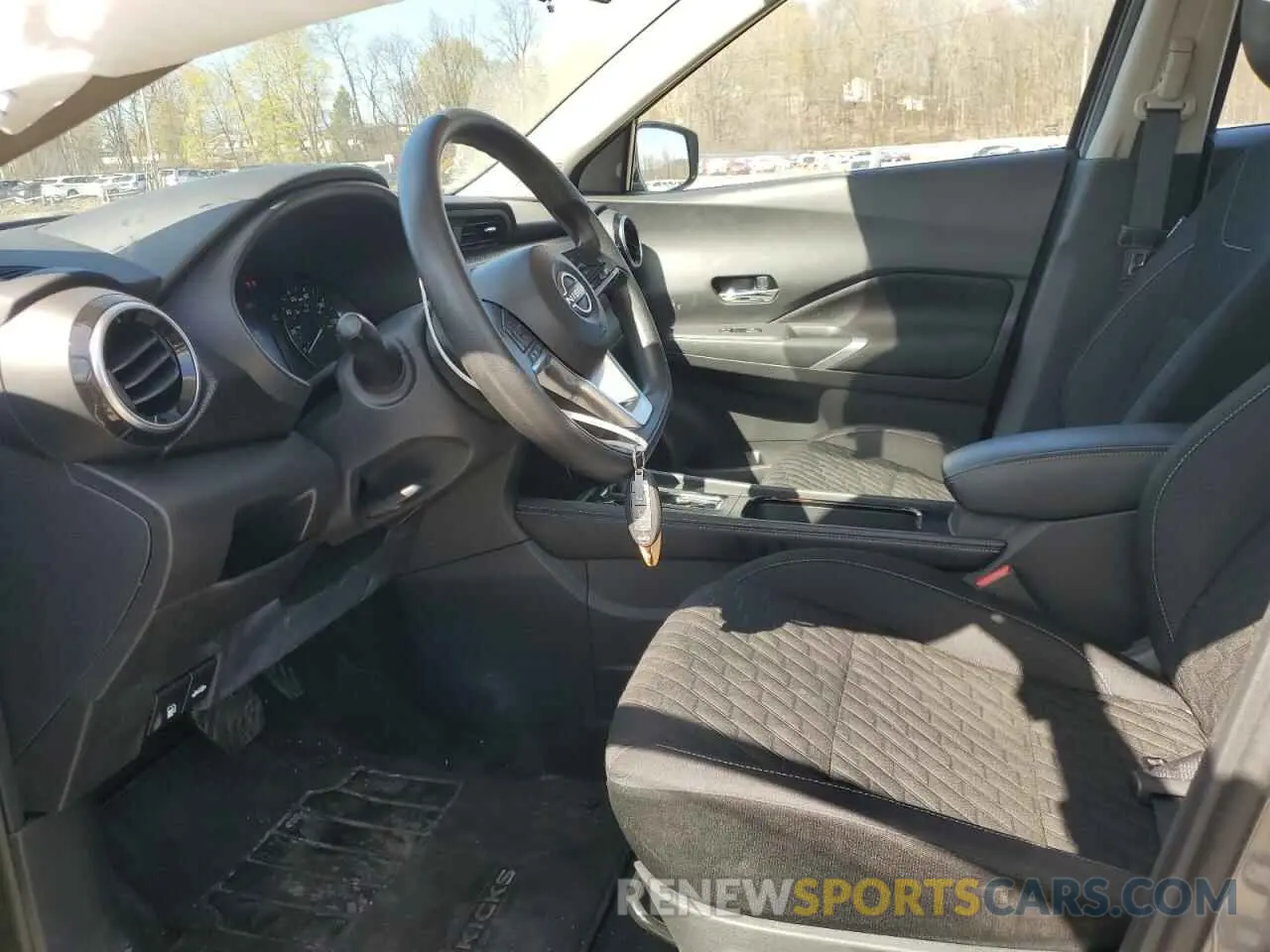 7 Photograph of a damaged car 3N1CP5CV2NL485672 NISSAN KICKS 2022