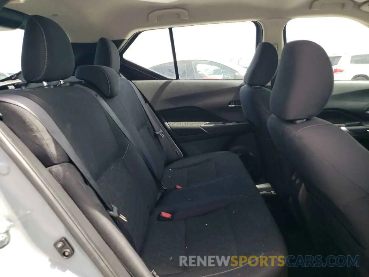 10 Photograph of a damaged car 3N1CP5CV2NL502566 NISSAN KICKS 2022