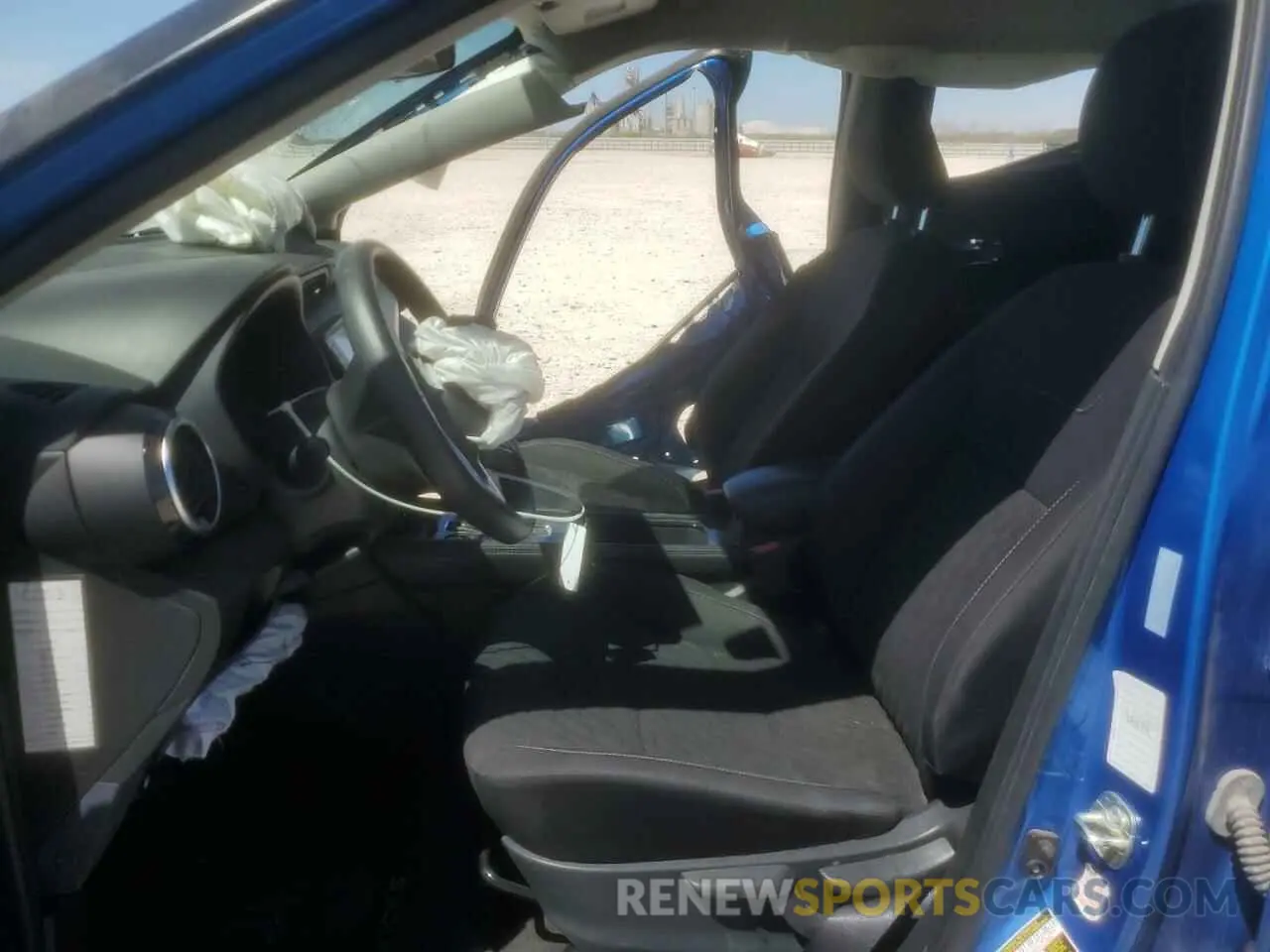 7 Photograph of a damaged car 3N1CP5CV2NL503457 NISSAN KICKS 2022