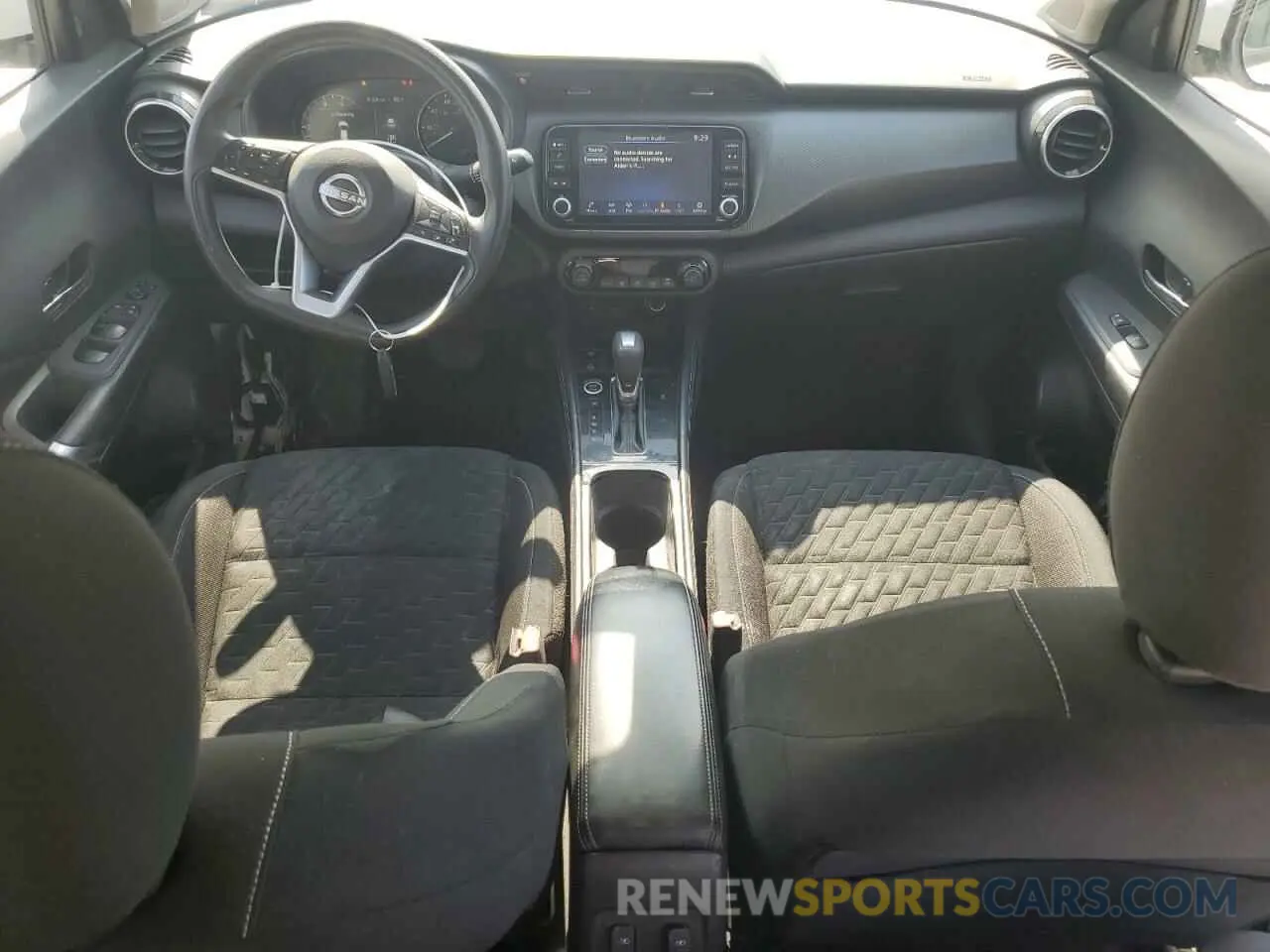 8 Photograph of a damaged car 3N1CP5CV2NL517231 NISSAN KICKS 2022