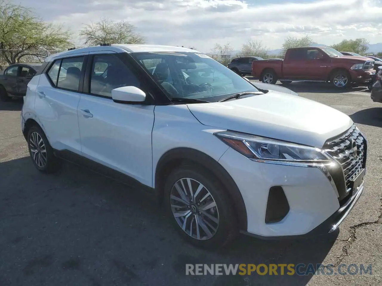 4 Photograph of a damaged car 3N1CP5CV3NL493876 NISSAN KICKS 2022