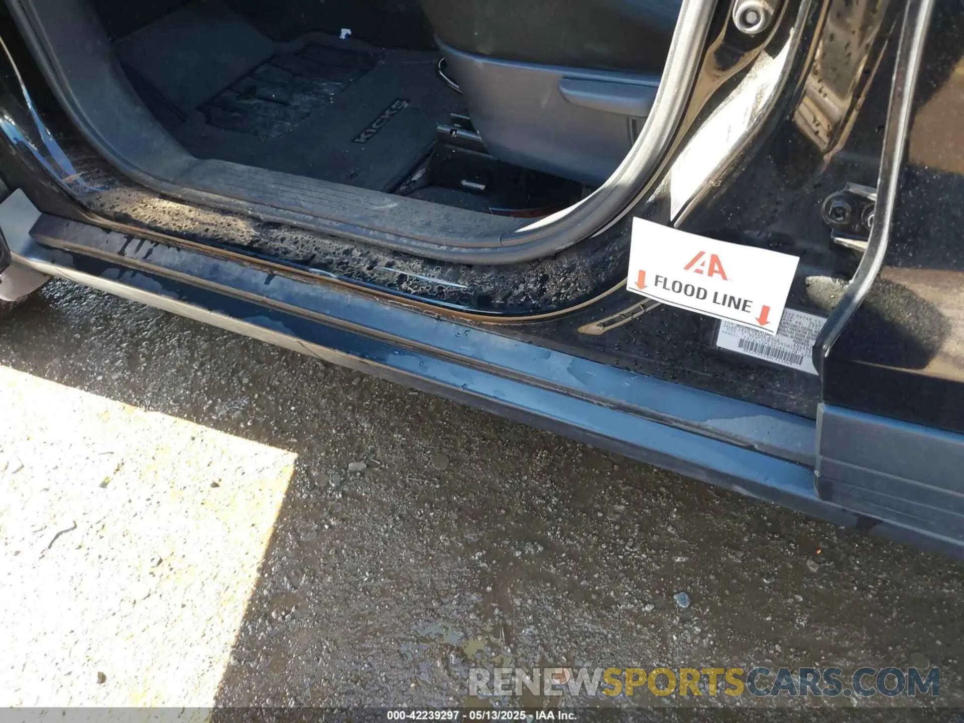 12 Photograph of a damaged car 3N1CP5CV3NL511065 NISSAN KICKS 2022