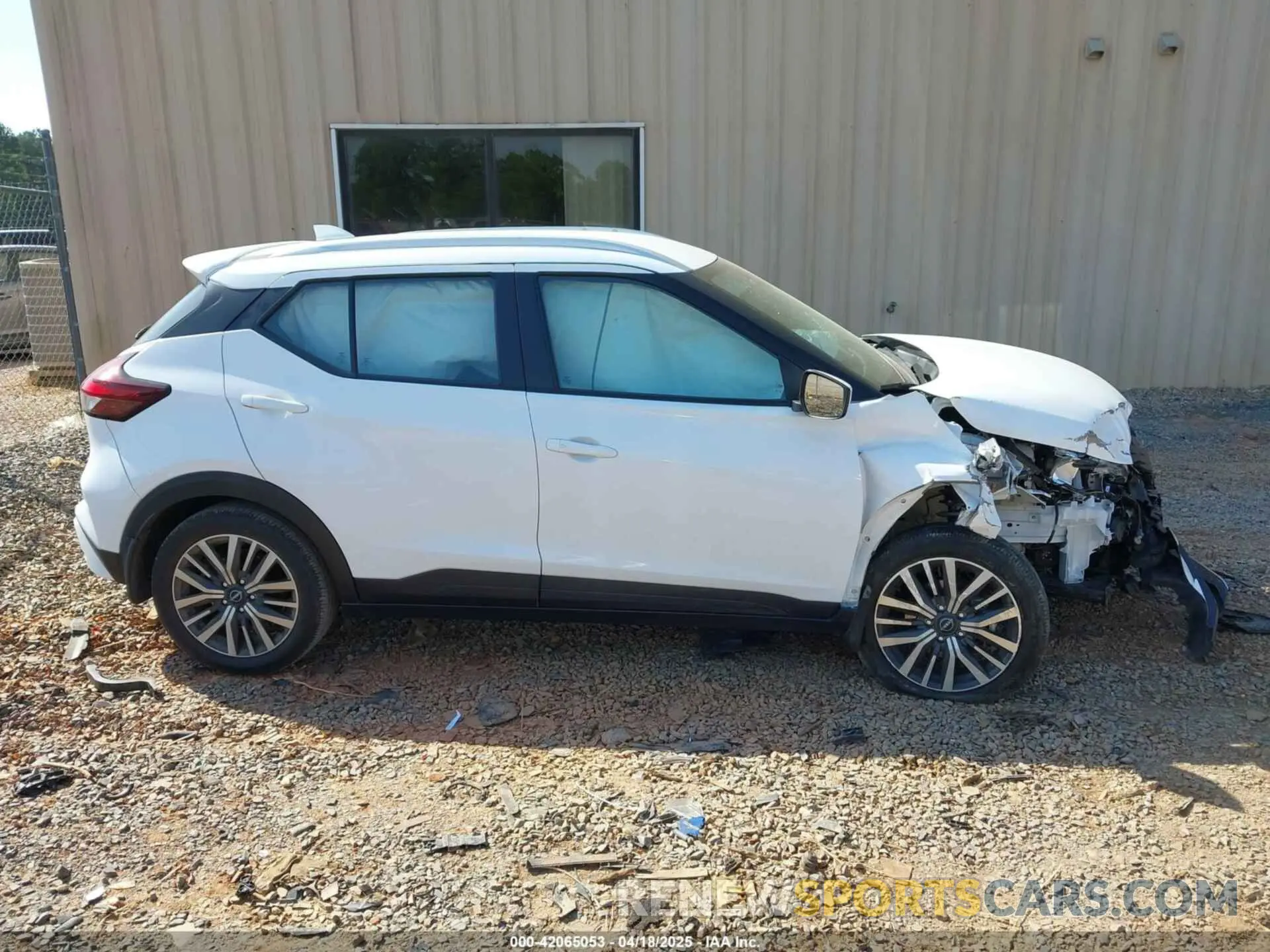 14 Photograph of a damaged car 3N1CP5CV3NL523376 NISSAN KICKS 2022