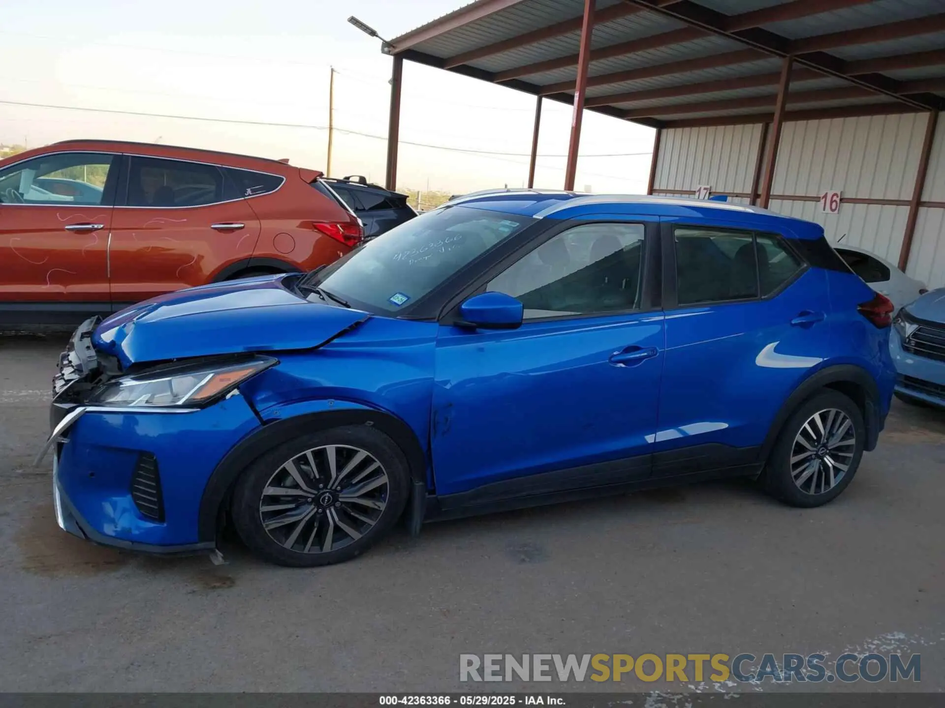 13 Photograph of a damaged car 3N1CP5CV4NL499699 NISSAN KICKS 2022