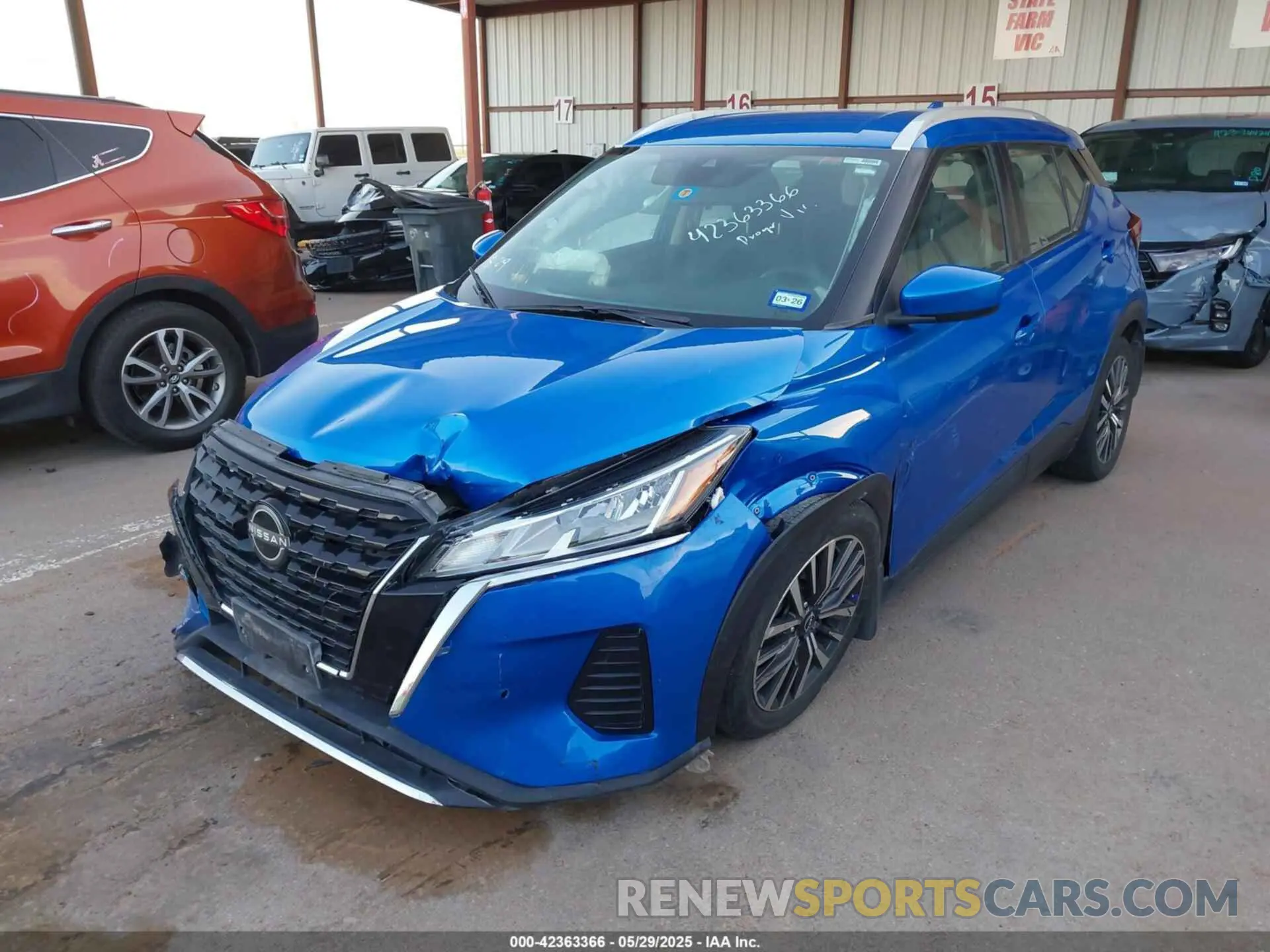 2 Photograph of a damaged car 3N1CP5CV4NL499699 NISSAN KICKS 2022