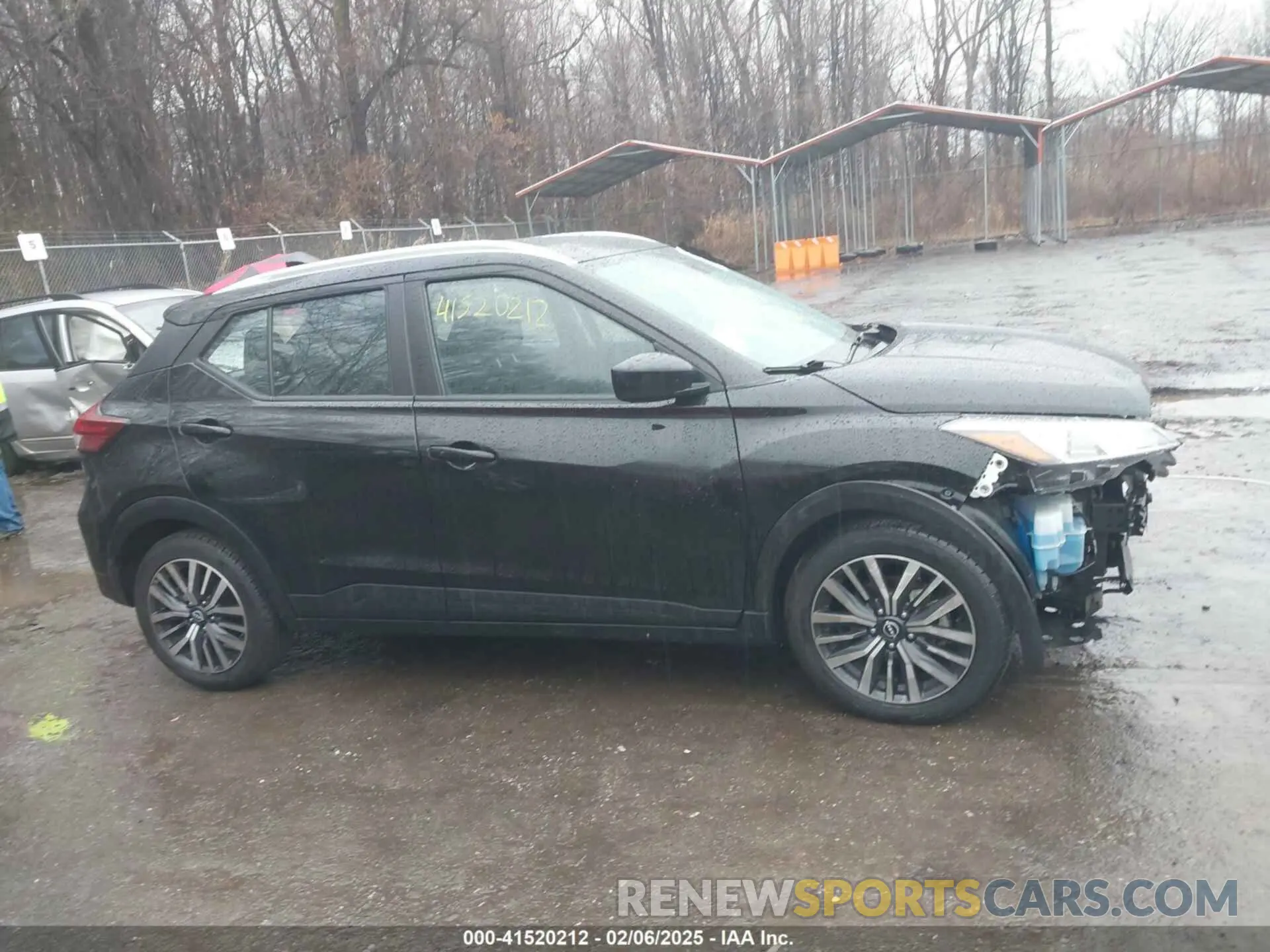 12 Photograph of a damaged car 3N1CP5CV4NL500799 NISSAN KICKS 2022