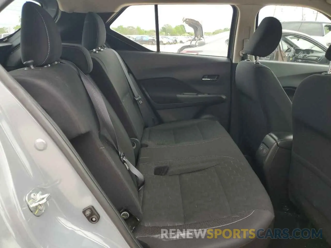 11 Photograph of a damaged car 3N1CP5CV4NL502715 NISSAN KICKS 2022