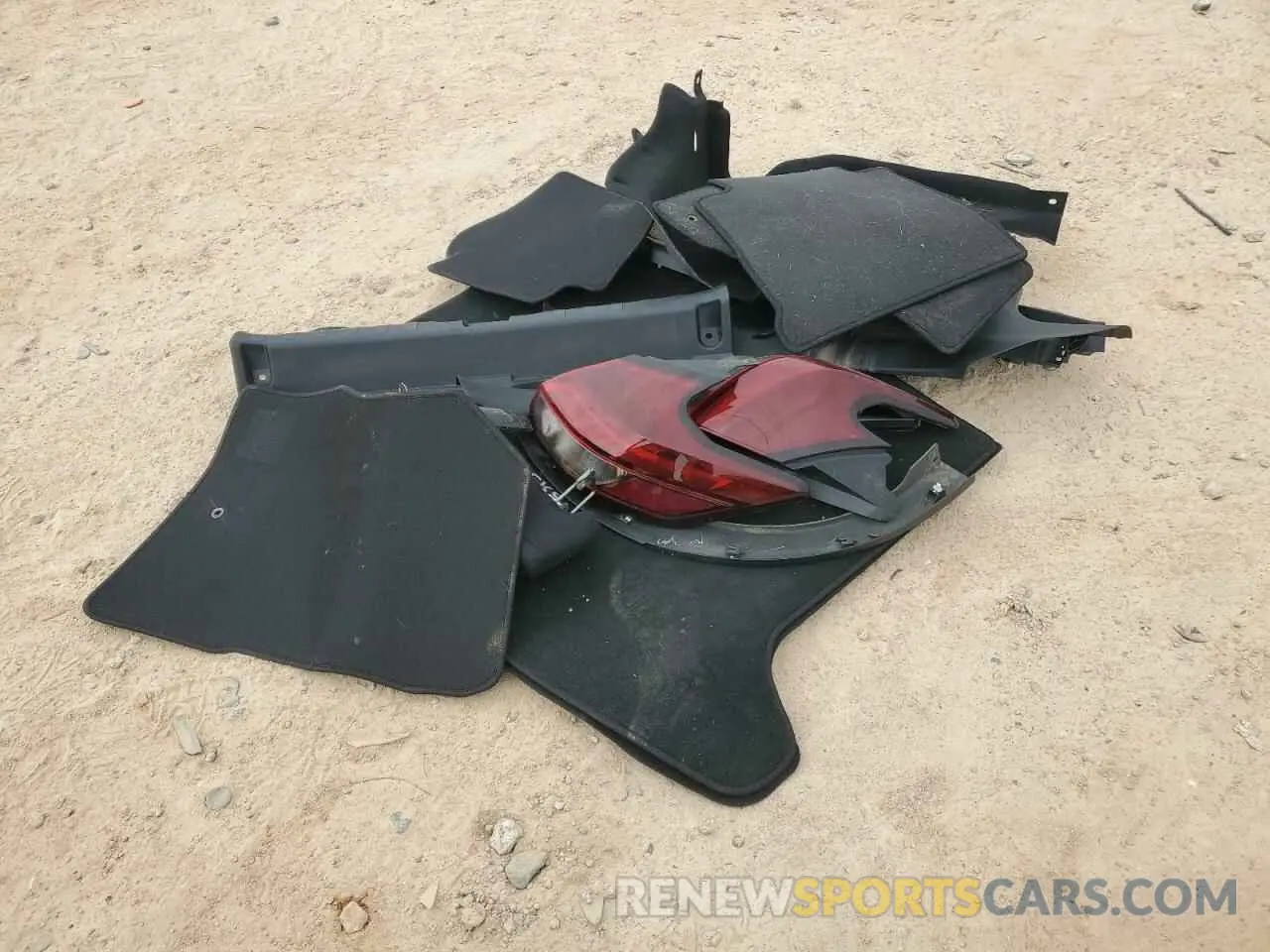 15 Photograph of a damaged car 3N1CP5CV4NL502715 NISSAN KICKS 2022