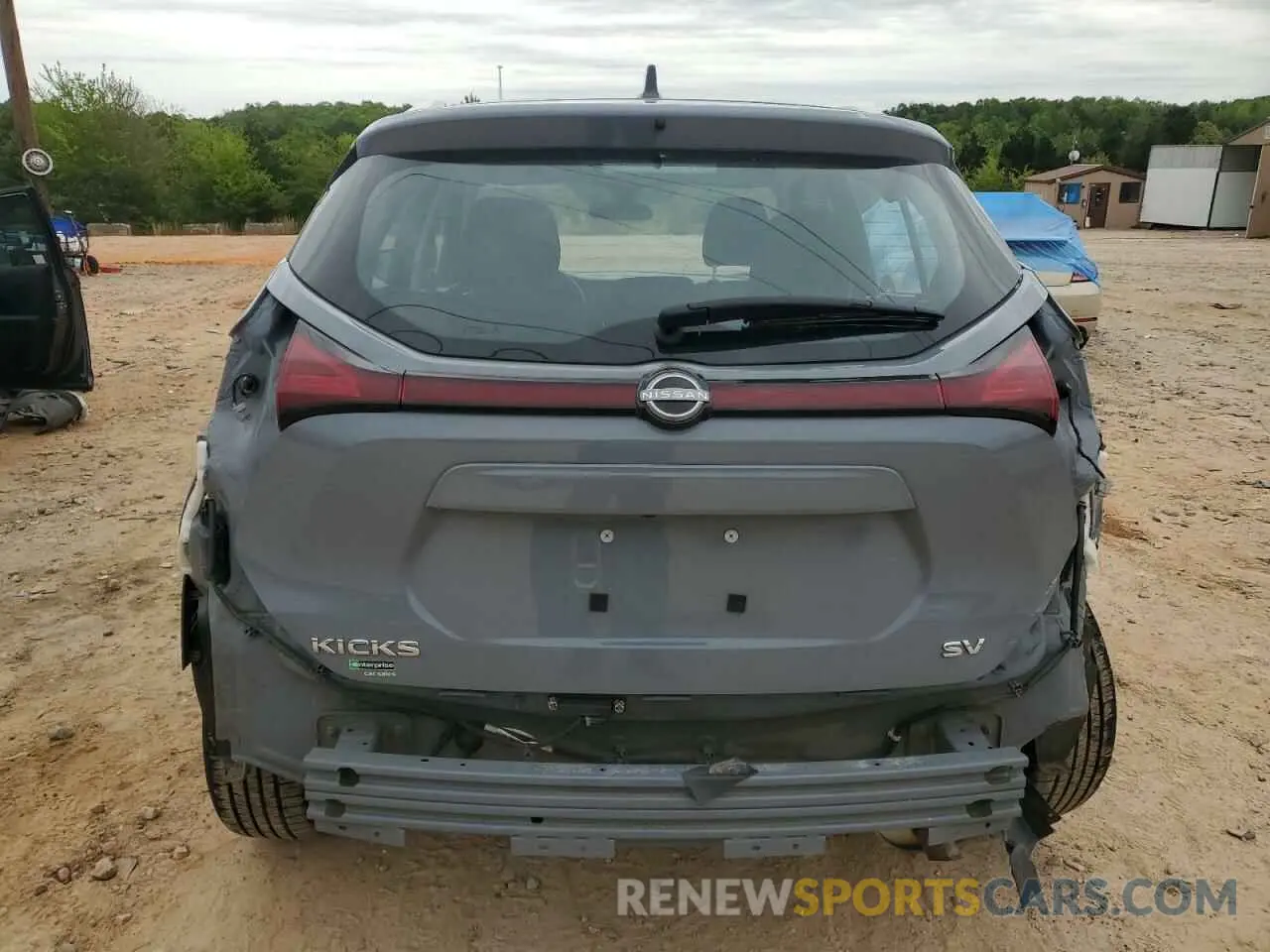 6 Photograph of a damaged car 3N1CP5CV4NL502715 NISSAN KICKS 2022