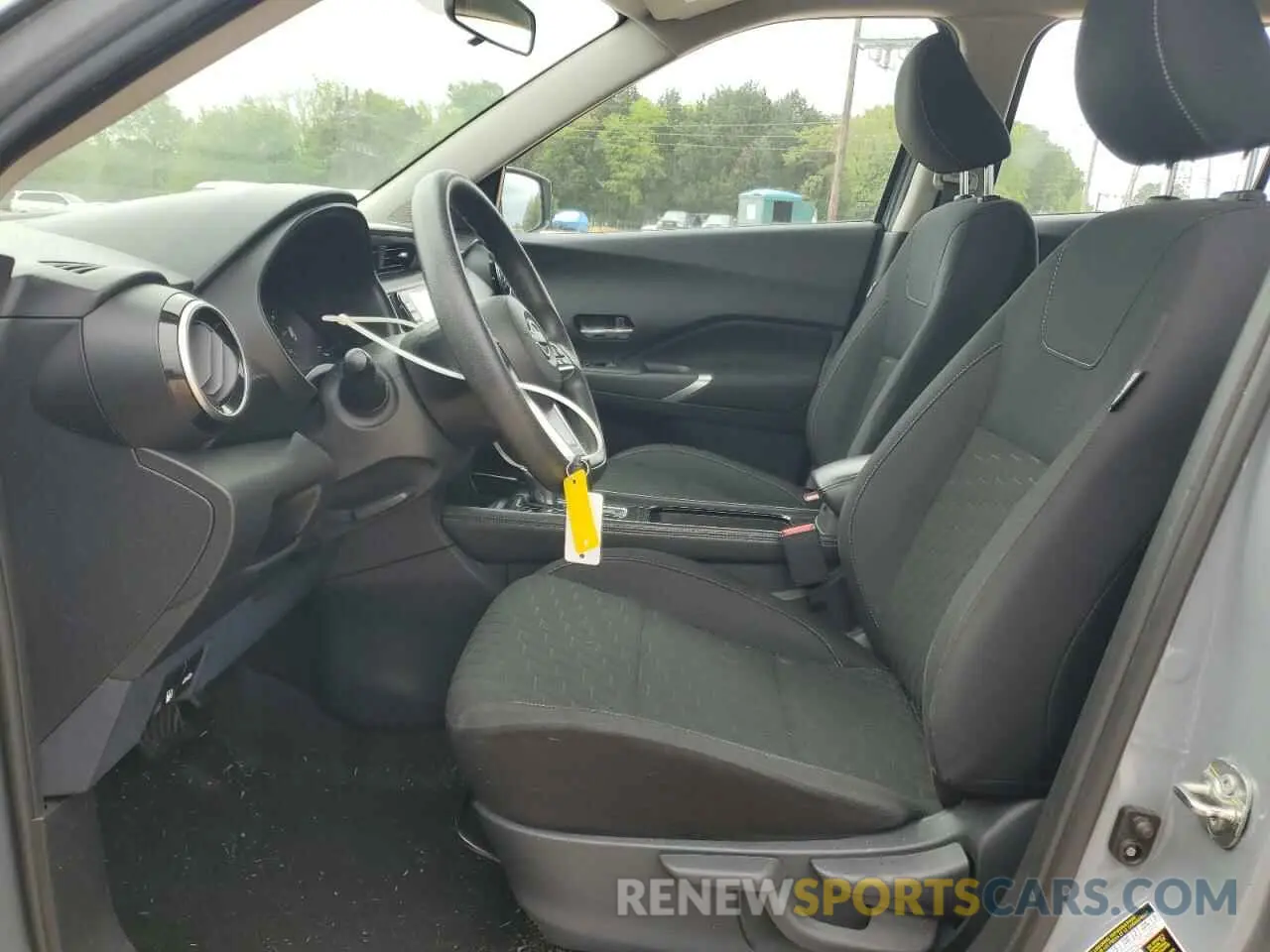 7 Photograph of a damaged car 3N1CP5CV4NL502715 NISSAN KICKS 2022