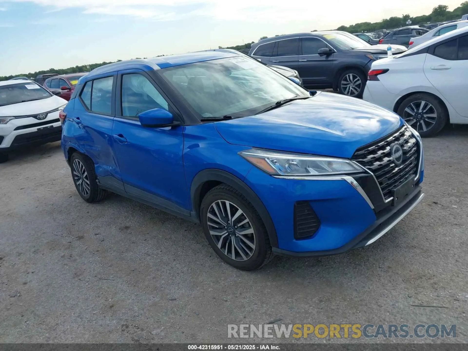 1 Photograph of a damaged car 3N1CP5CV4NL521619 NISSAN KICKS 2022