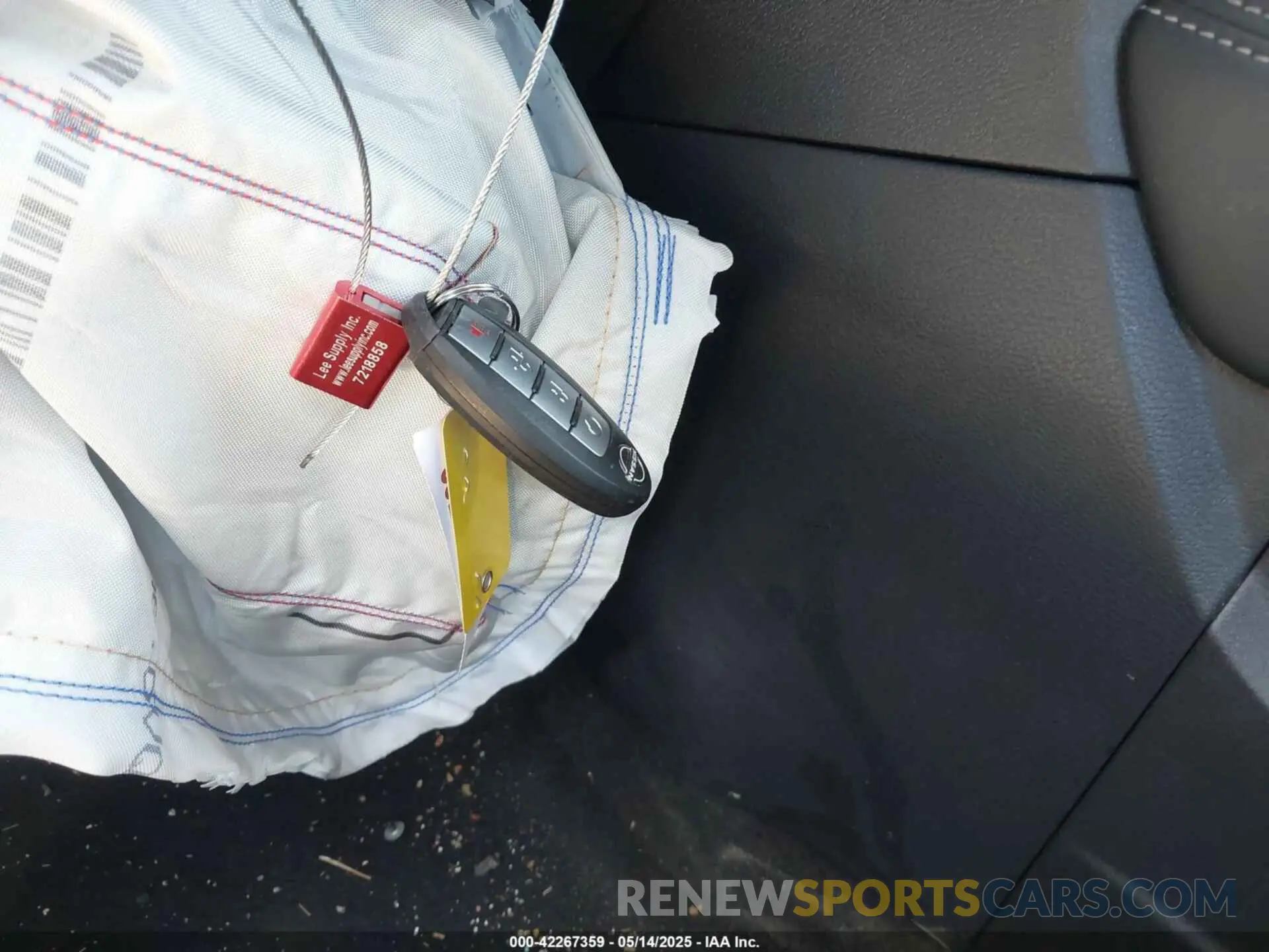 11 Photograph of a damaged car 3N1CP5CV4NL531261 NISSAN KICKS 2022