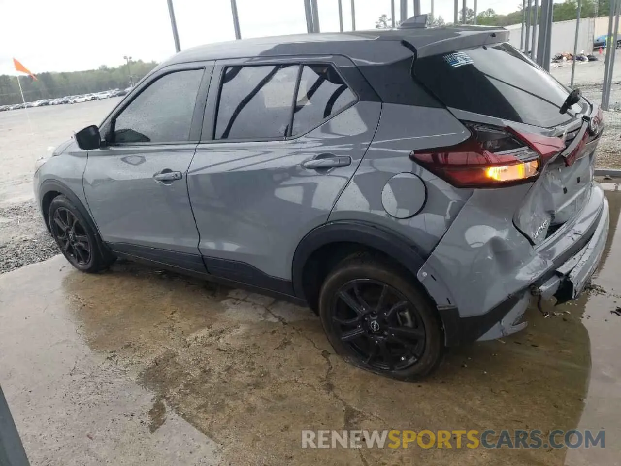 2 Photograph of a damaged car 3N1CP5CV5NL517627 NISSAN KICKS 2022
