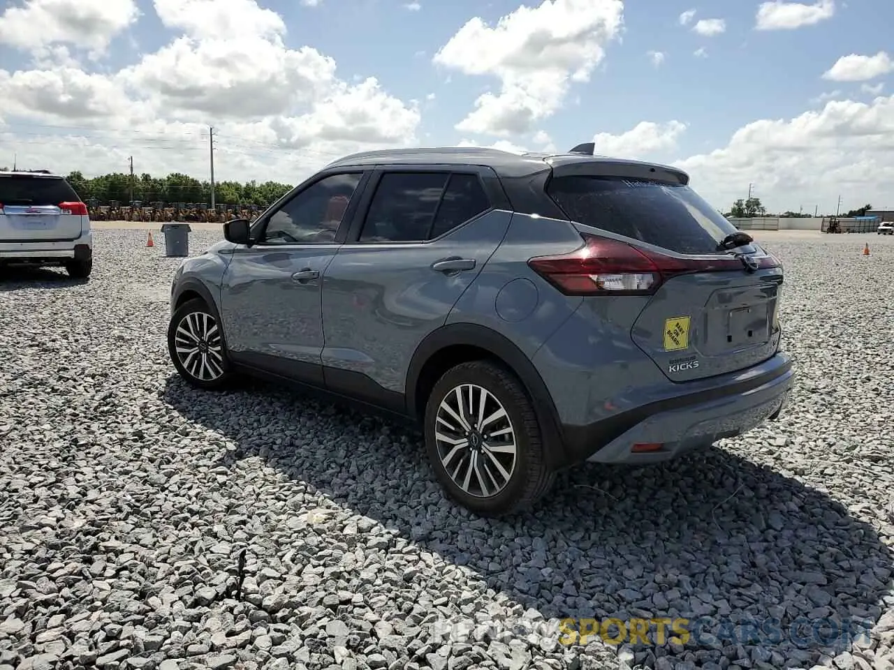 2 Photograph of a damaged car 3N1CP5CV5NL518485 NISSAN KICKS 2022