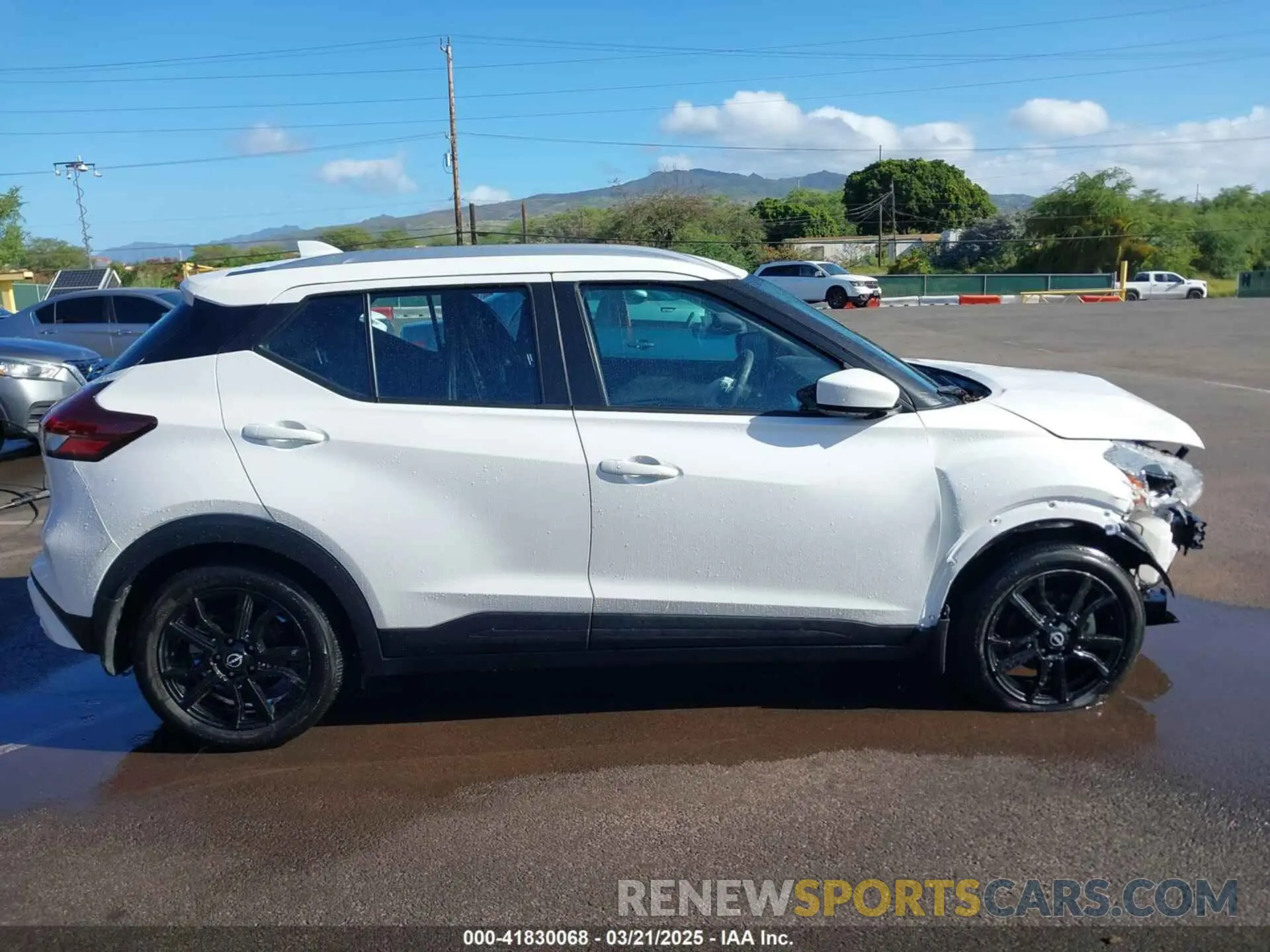 14 Photograph of a damaged car 3N1CP5CV6NL509584 NISSAN KICKS 2022