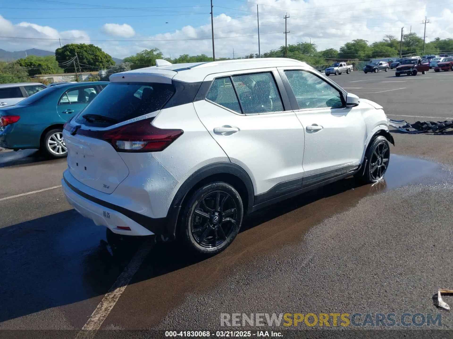 4 Photograph of a damaged car 3N1CP5CV6NL509584 NISSAN KICKS 2022
